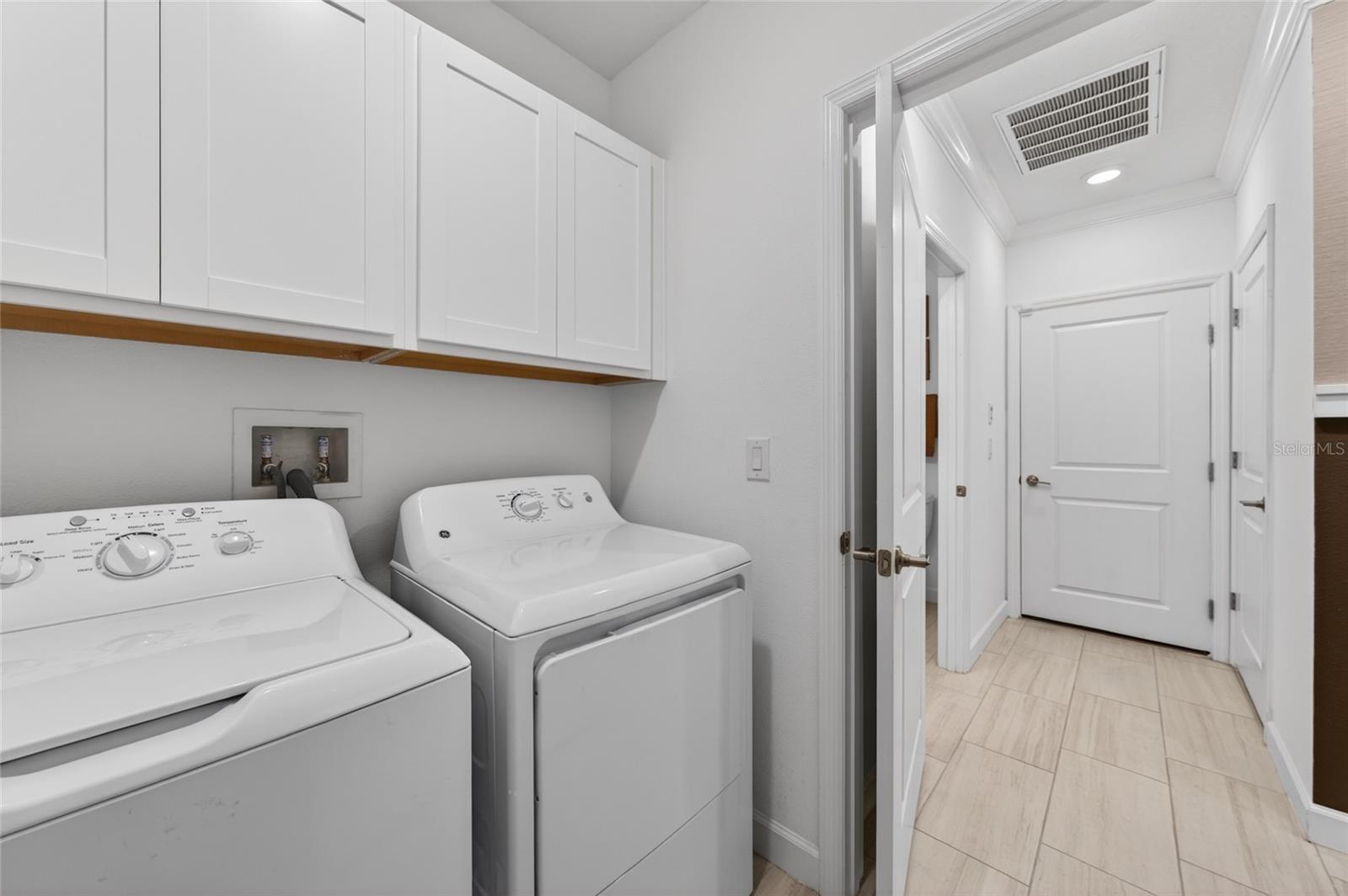 17554 HOLLY WELL AVE, WIMAUMA, FL, 33598
