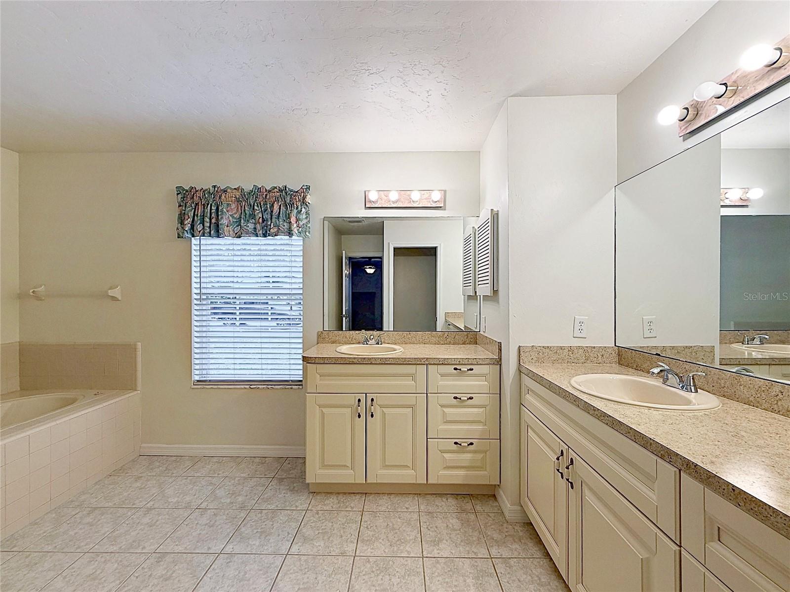 3550 NW 46TH TER, GAINESVILLE, FL, 32606