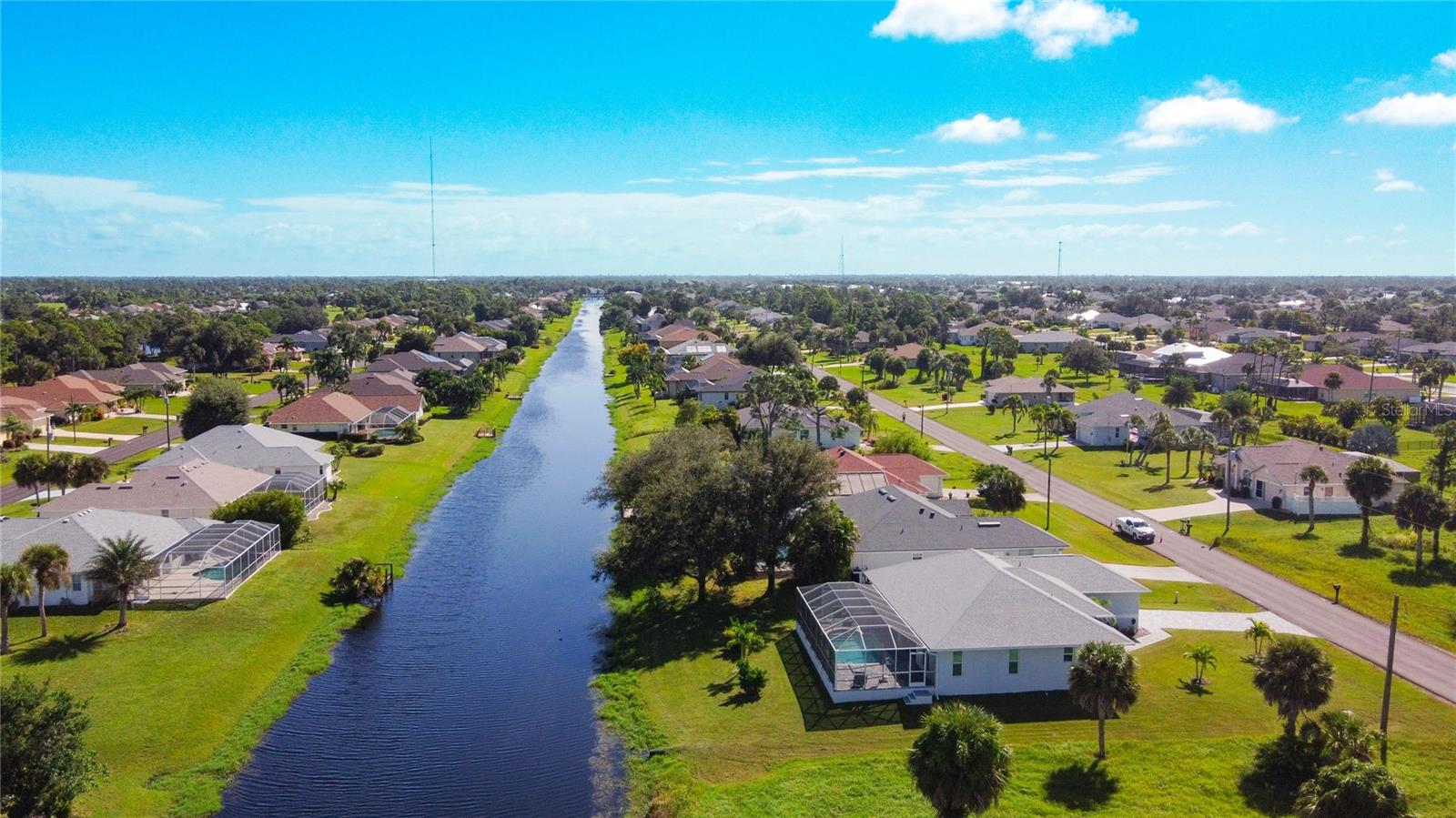 202 LONG MEADOW LN, ROTONDA WEST, FL, 33947