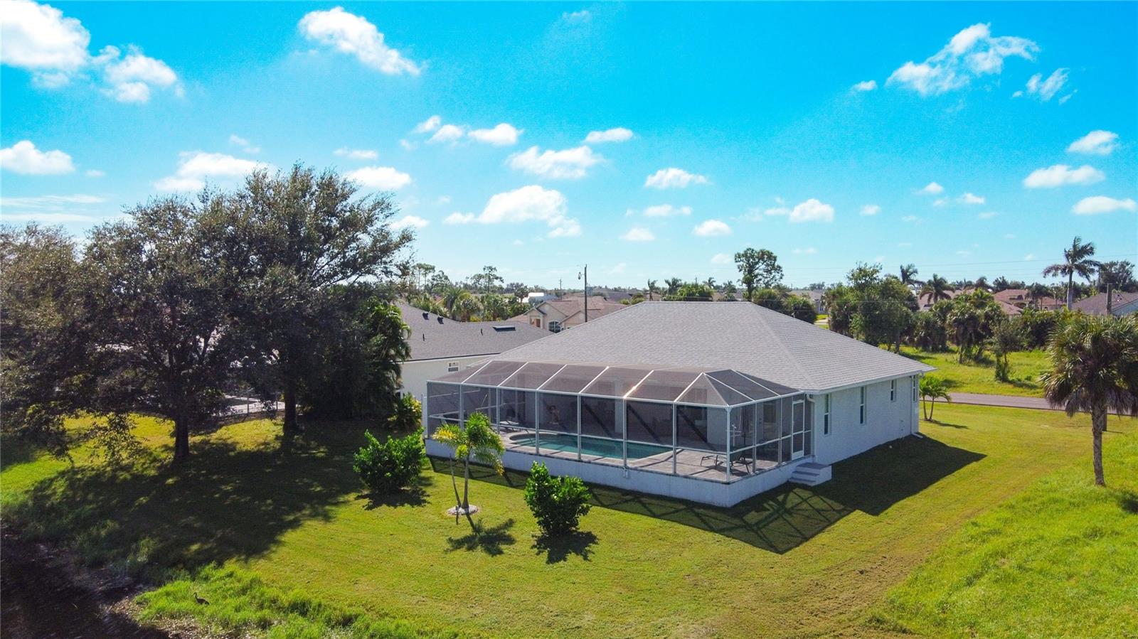202 LONG MEADOW LN, ROTONDA WEST, FL, 33947