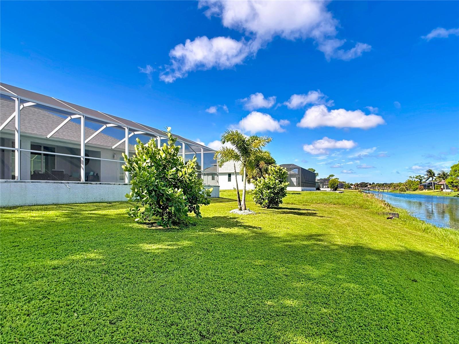 202 LONG MEADOW LN, ROTONDA WEST, FL, 33947