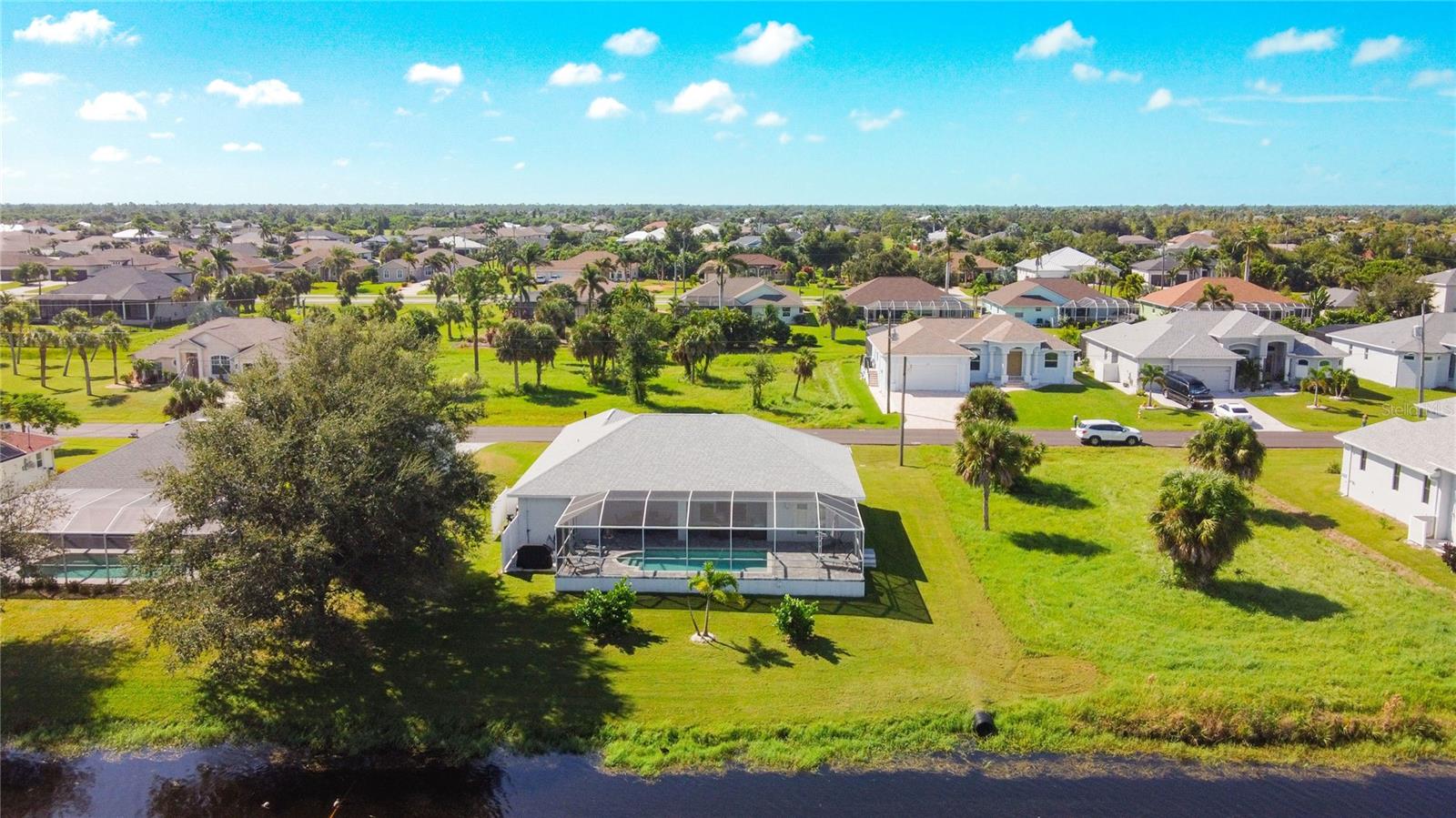 202 LONG MEADOW LN, ROTONDA WEST, FL, 33947
