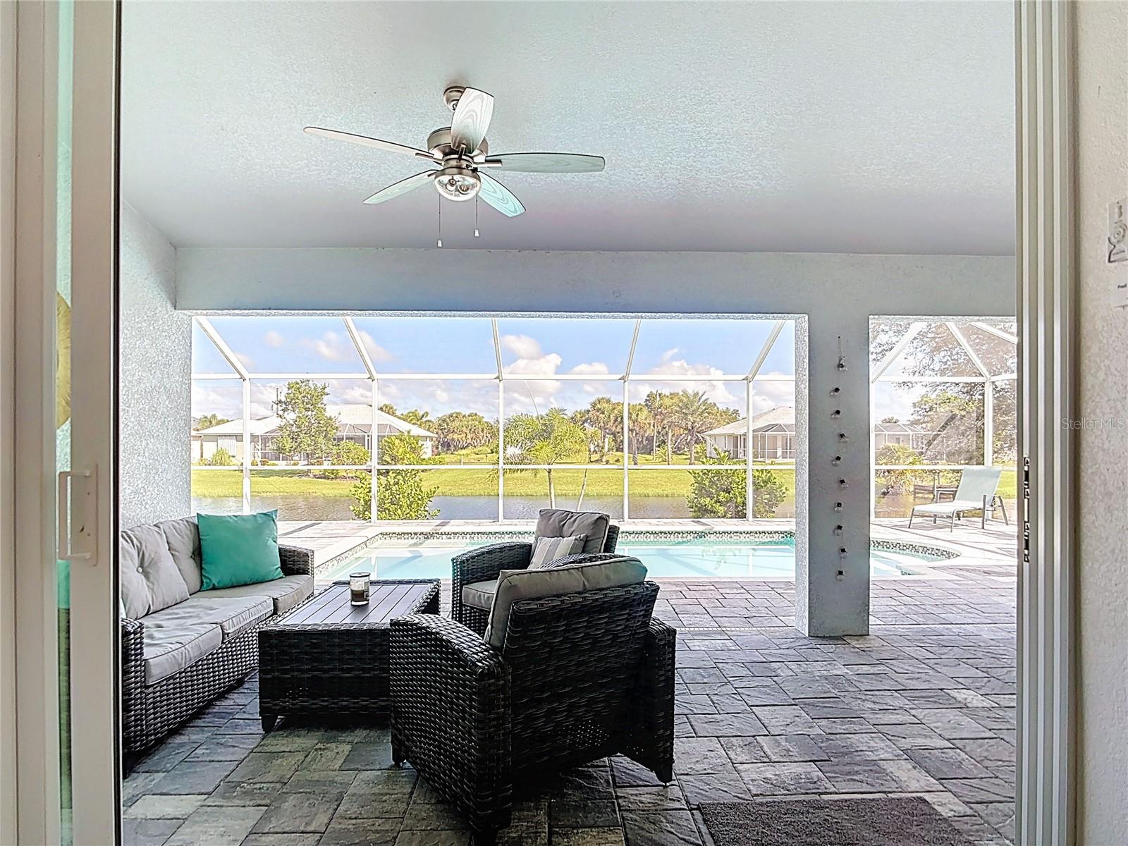 202 LONG MEADOW LN, ROTONDA WEST, FL, 33947