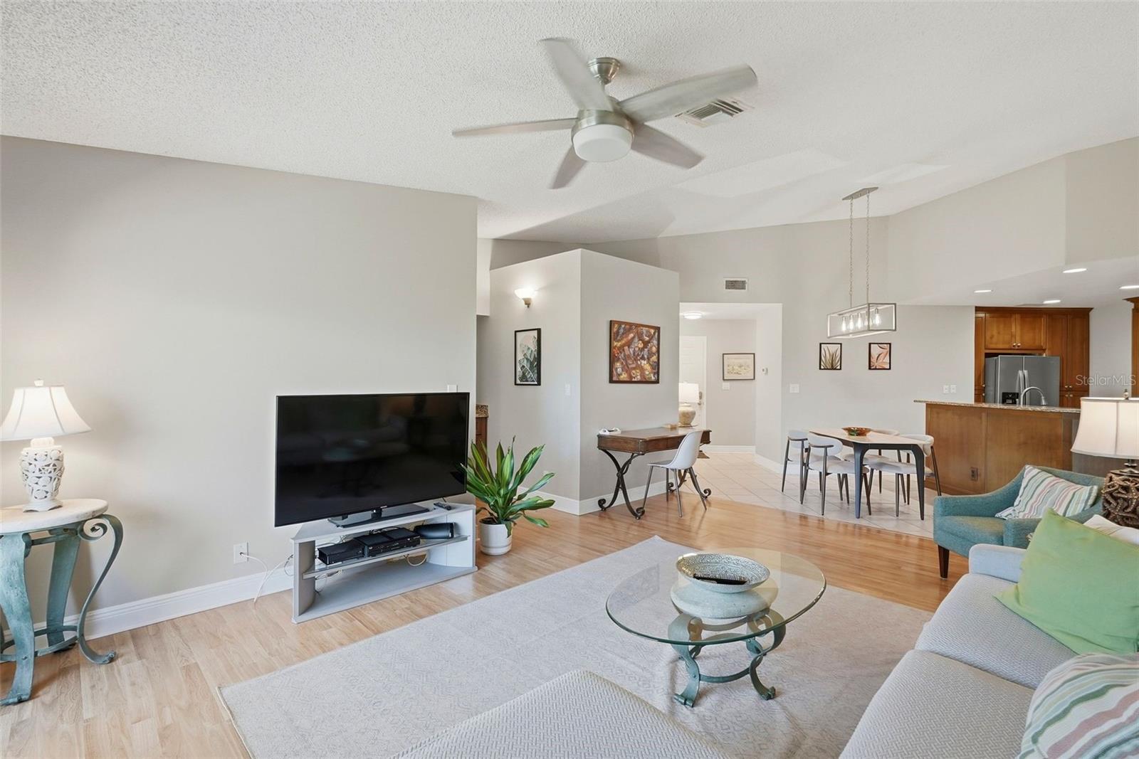 6020 BAHIA DEL MAR CIR #226, ST PETERSBURG, FL, 33715