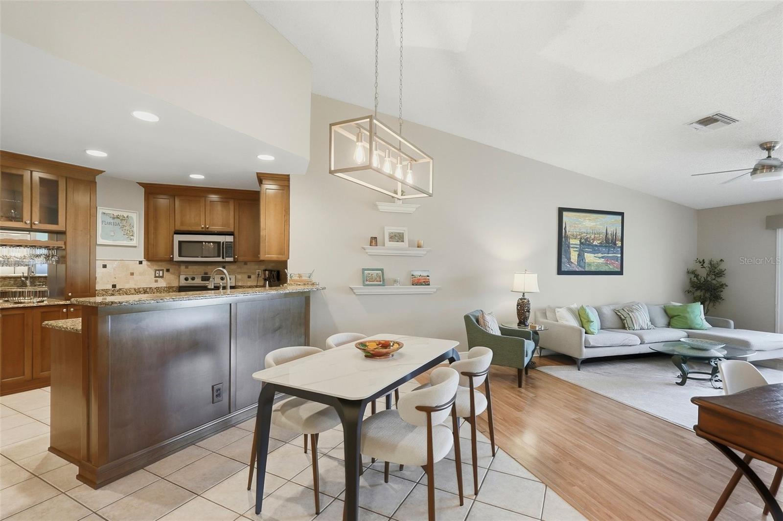 6020 BAHIA DEL MAR CIR #226, ST PETERSBURG, FL, 33715