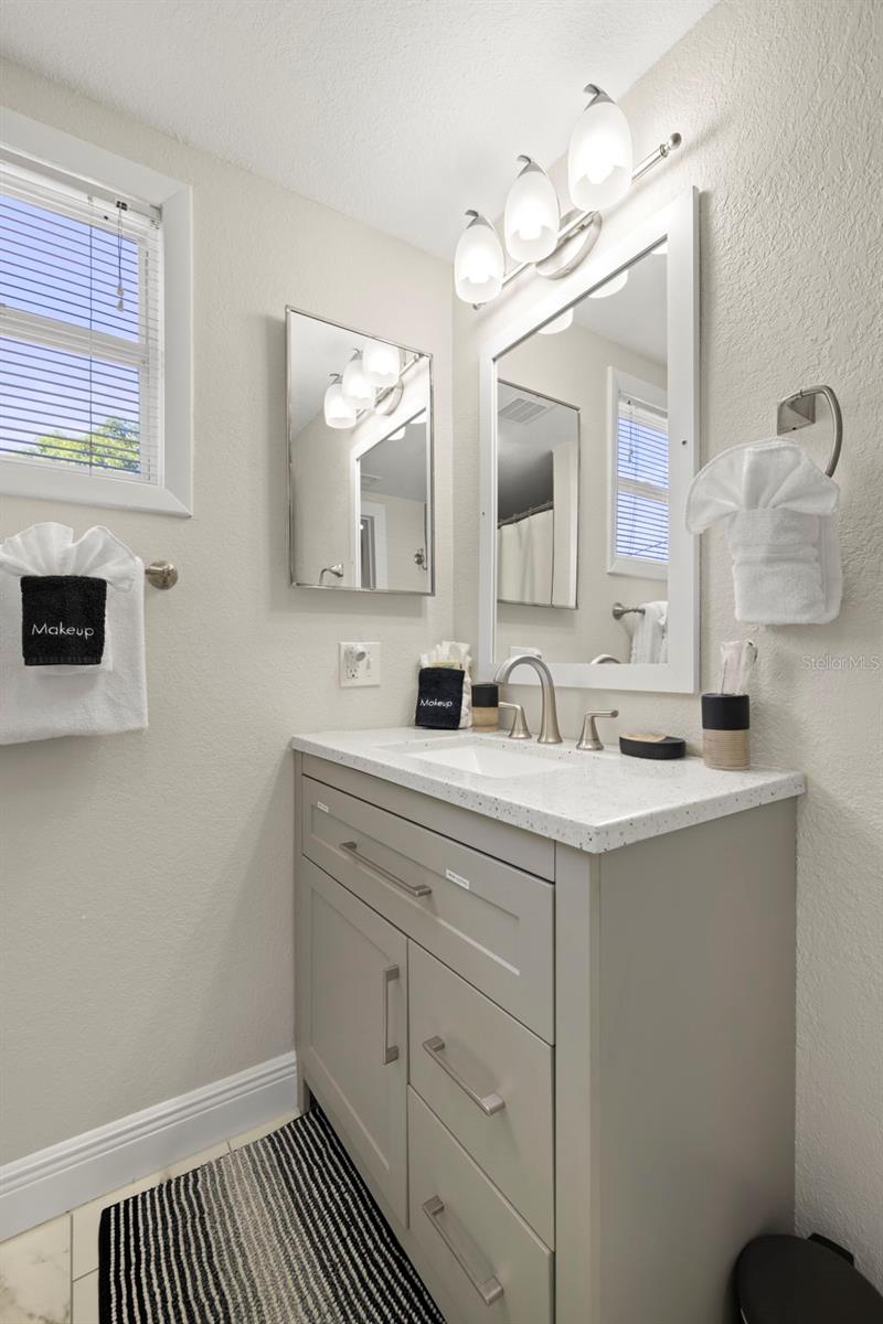 2526 W UNION ST, TAMPA, FL, 33607