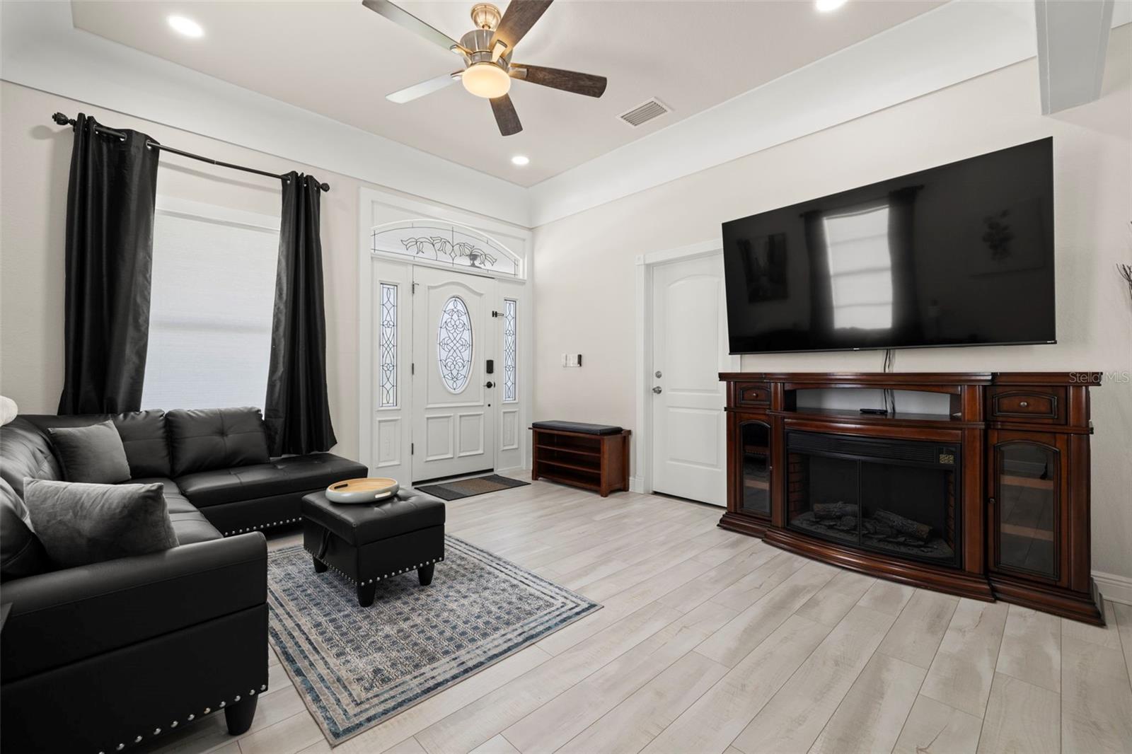 2526 W UNION ST, TAMPA, FL, 33607