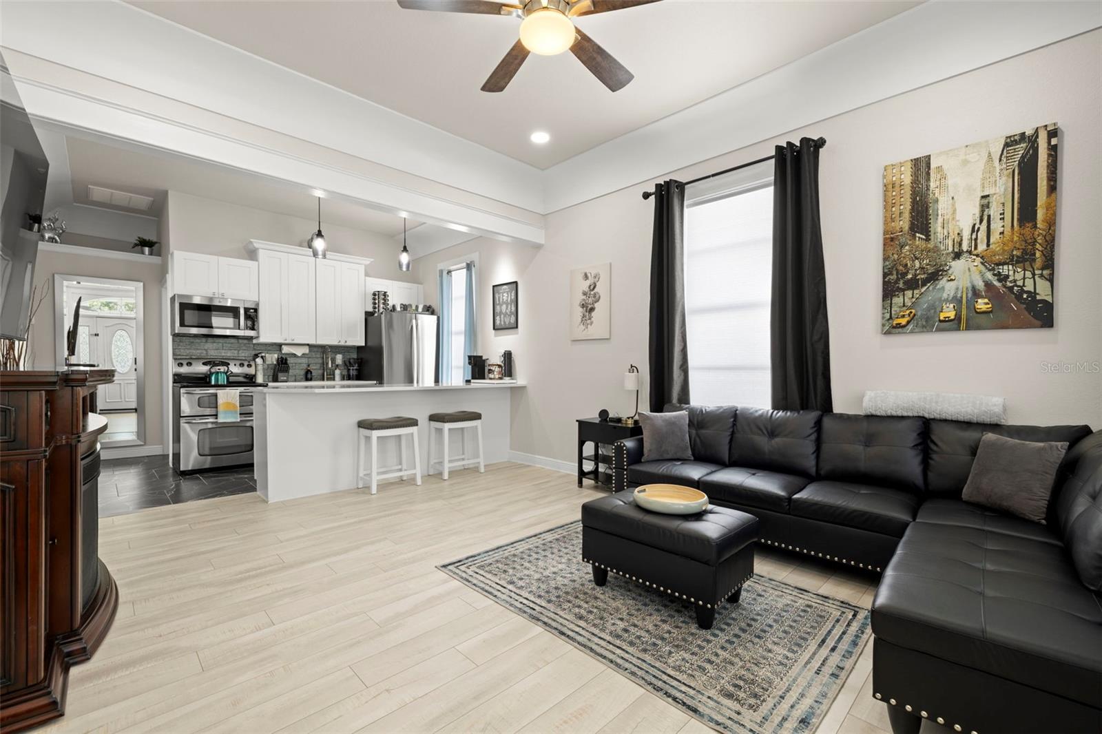 2526 W UNION ST, TAMPA, FL, 33607