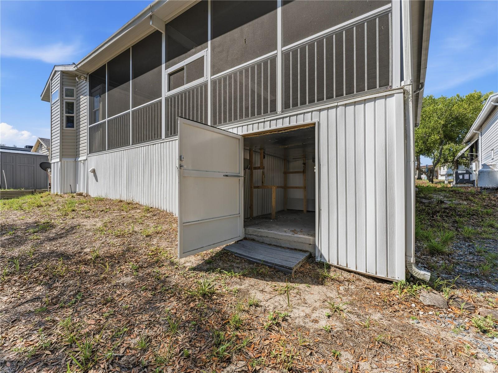 9504 GRAY FOX DR DR, WEEKI WACHEE, FL, 34613