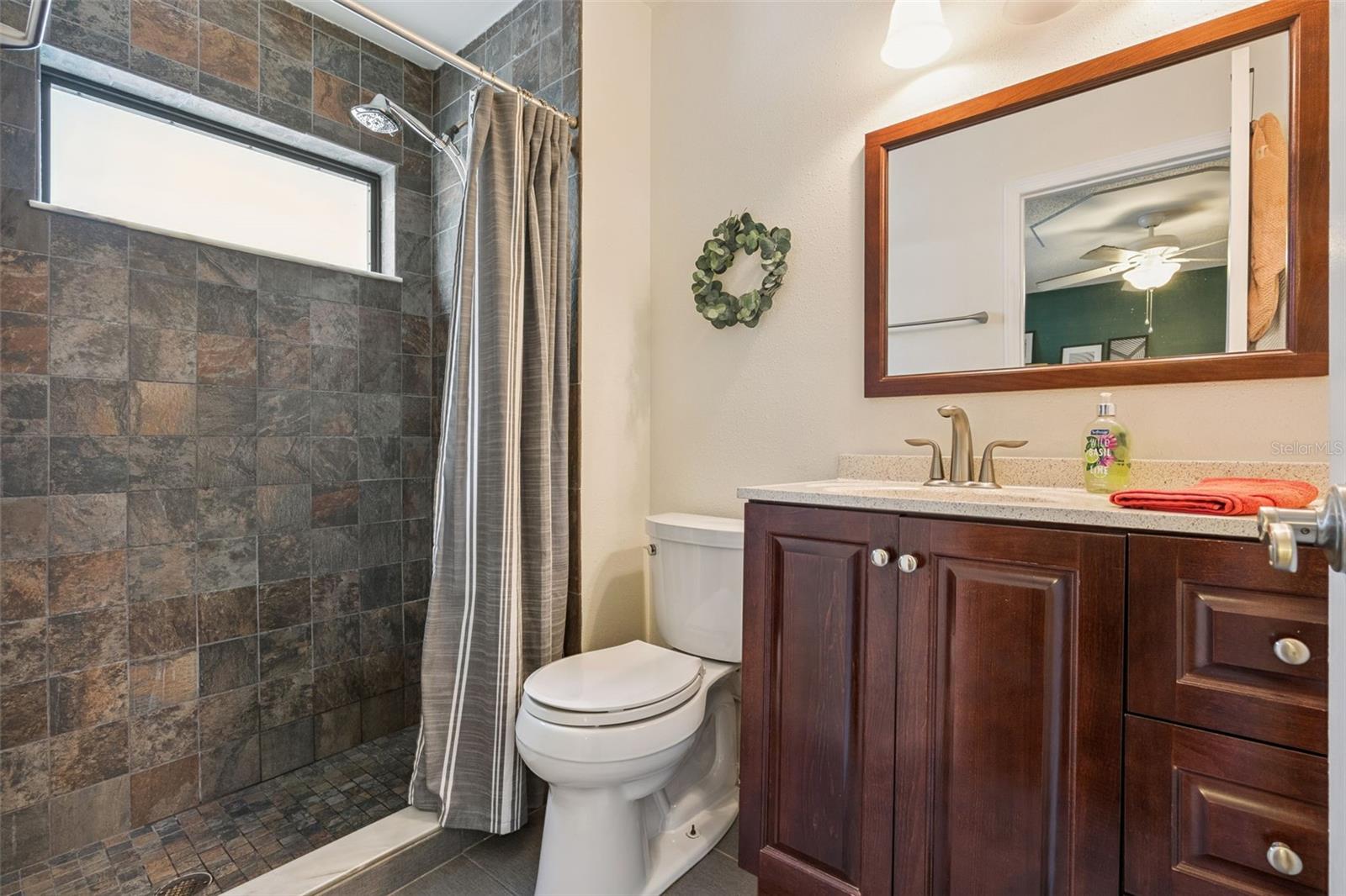 1021 OLLIFF WAY, OVIEDO, FL, 32765