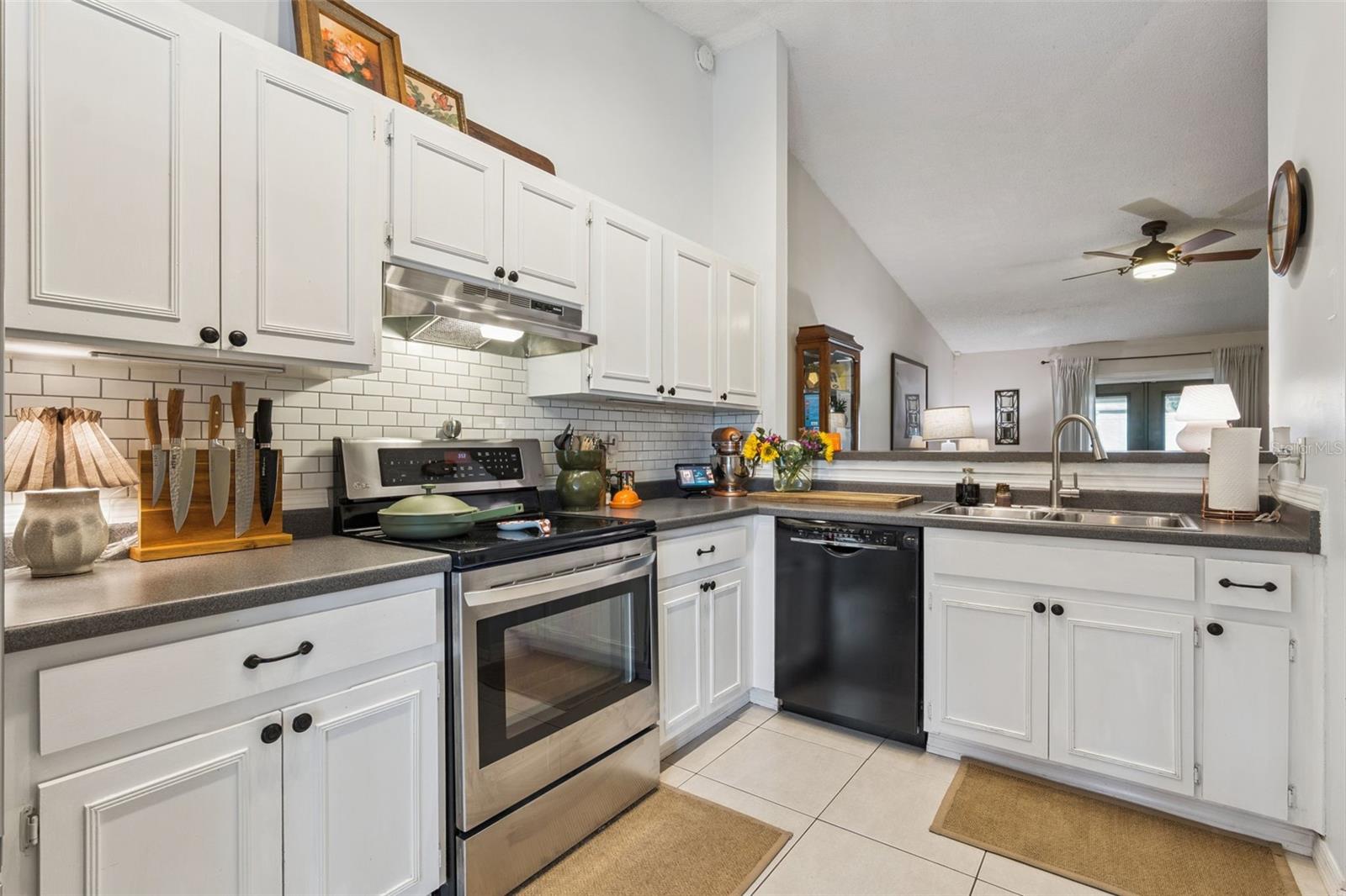 1021 OLLIFF WAY, OVIEDO, FL, 32765