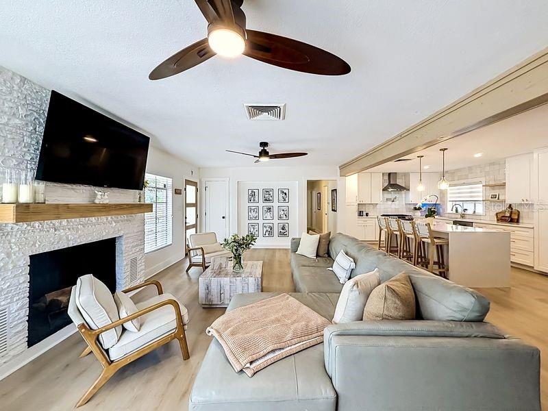 2303 W END AVE, LAKELAND, FL, 33803