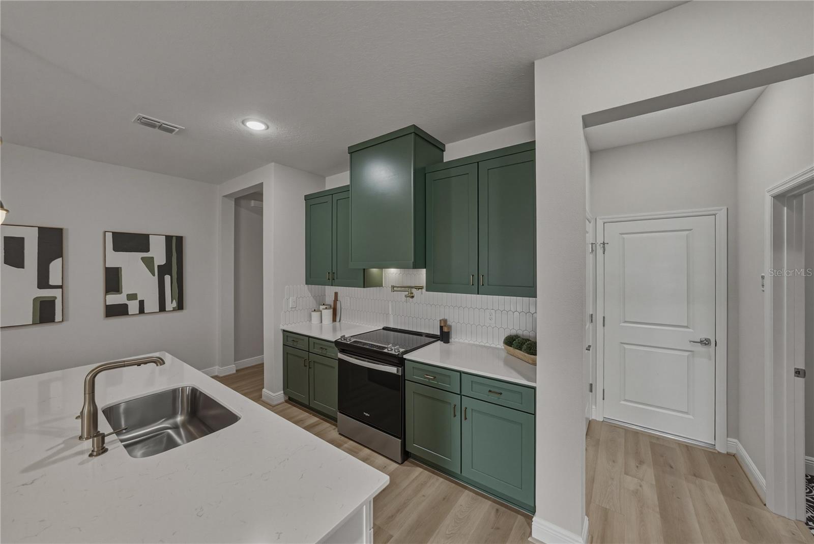10368 FIELDSTONE MYRTLE WAY, SAN ANTONIO, FL, 33576