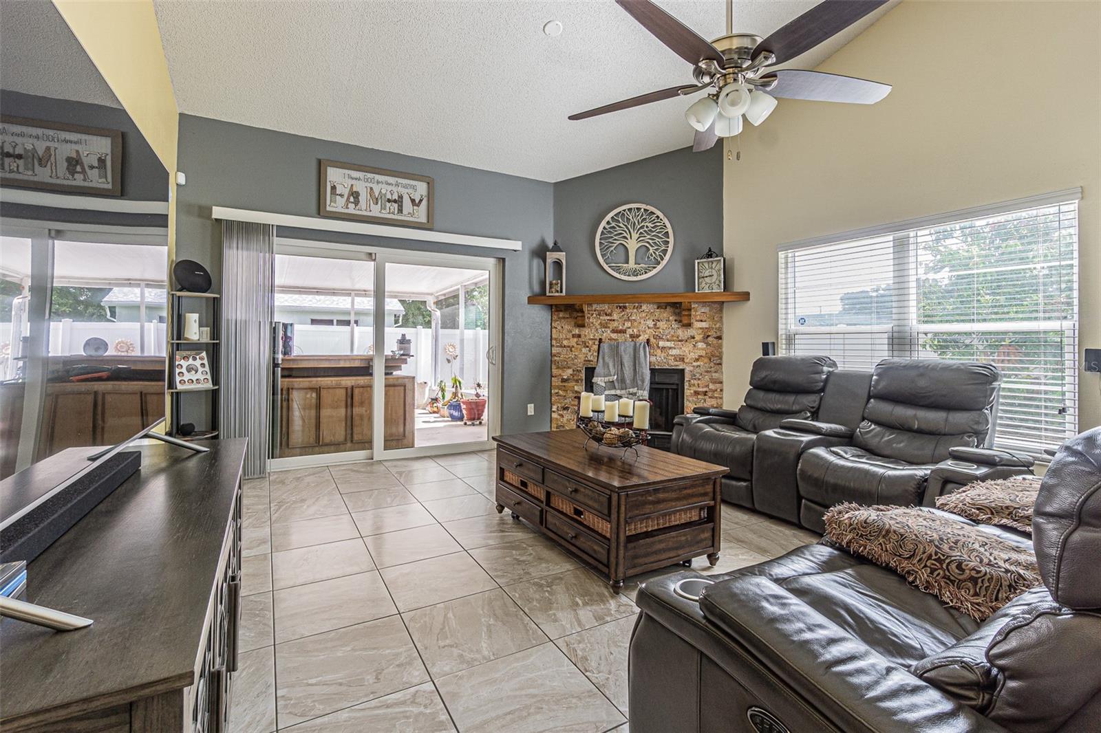 7601 LIMEBURY CT, TAMPA, FL, 33625