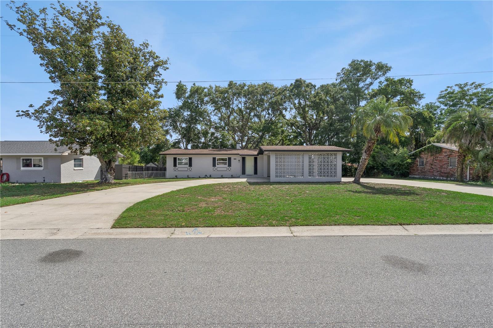 1310 LEE CT, LEESBURG, FL, 34748