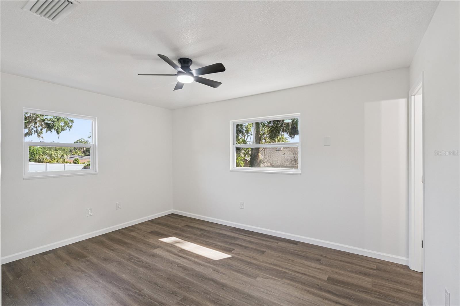 1310 LEE CT, LEESBURG, FL, 34748