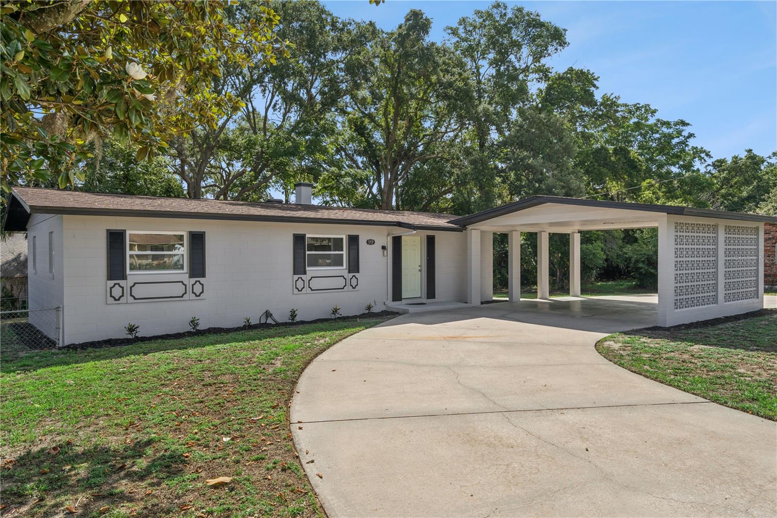 1310 LEE CT, LEESBURG, FL, 34748