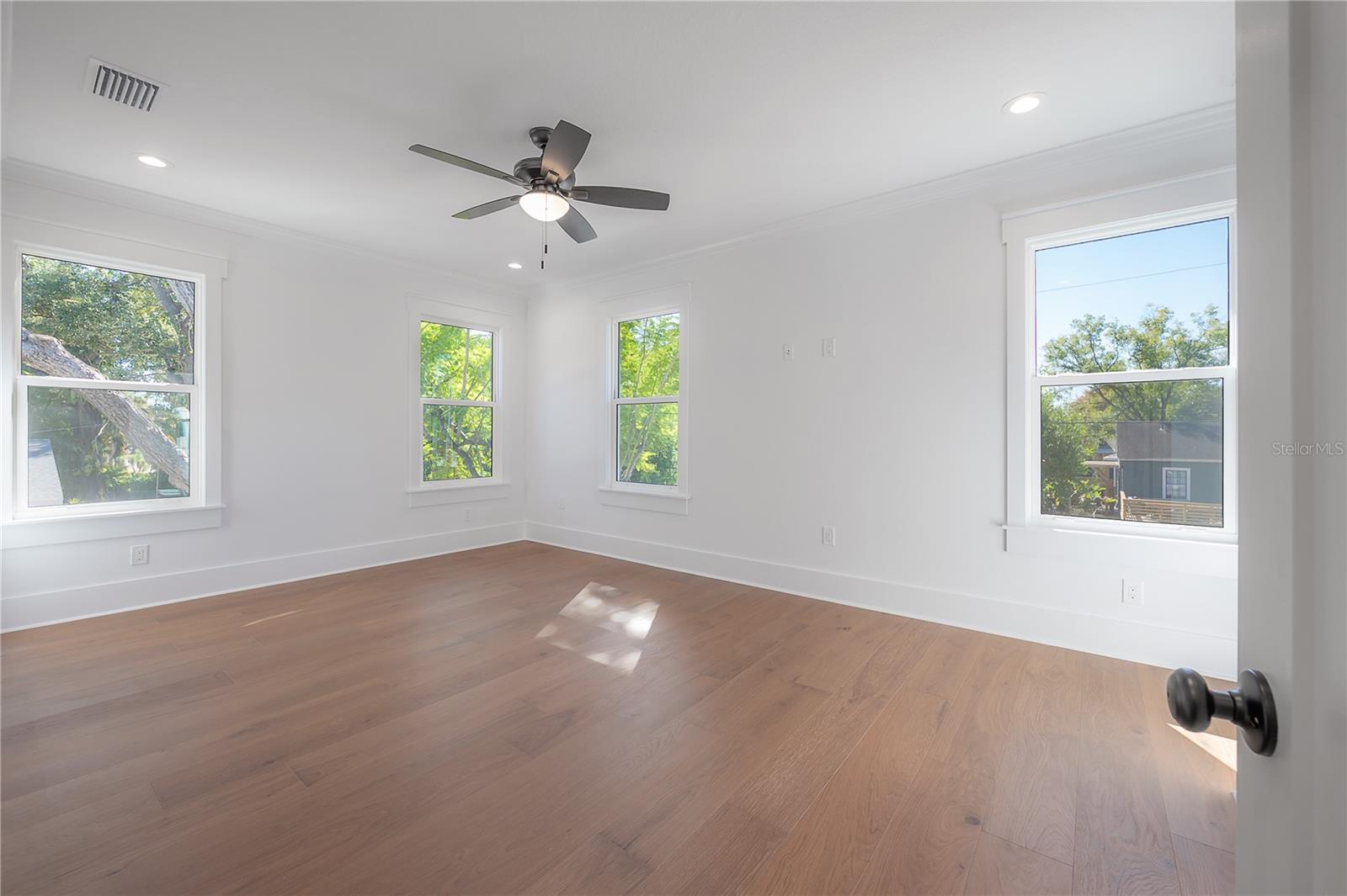 804 E WILDER AVE, TAMPA, FL, 33603