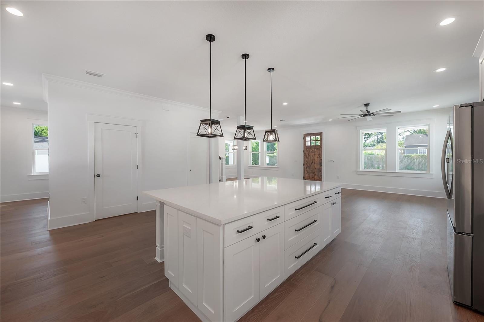 804 E WILDER AVE, TAMPA, FL, 33603