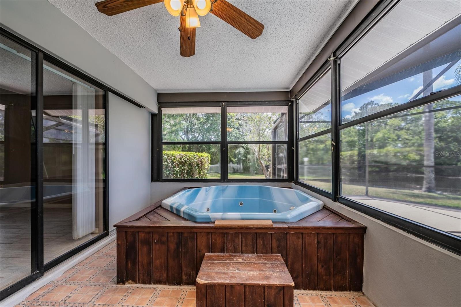 3817 NICHOLAS CT, TARPON SPRINGS, FL, 34688