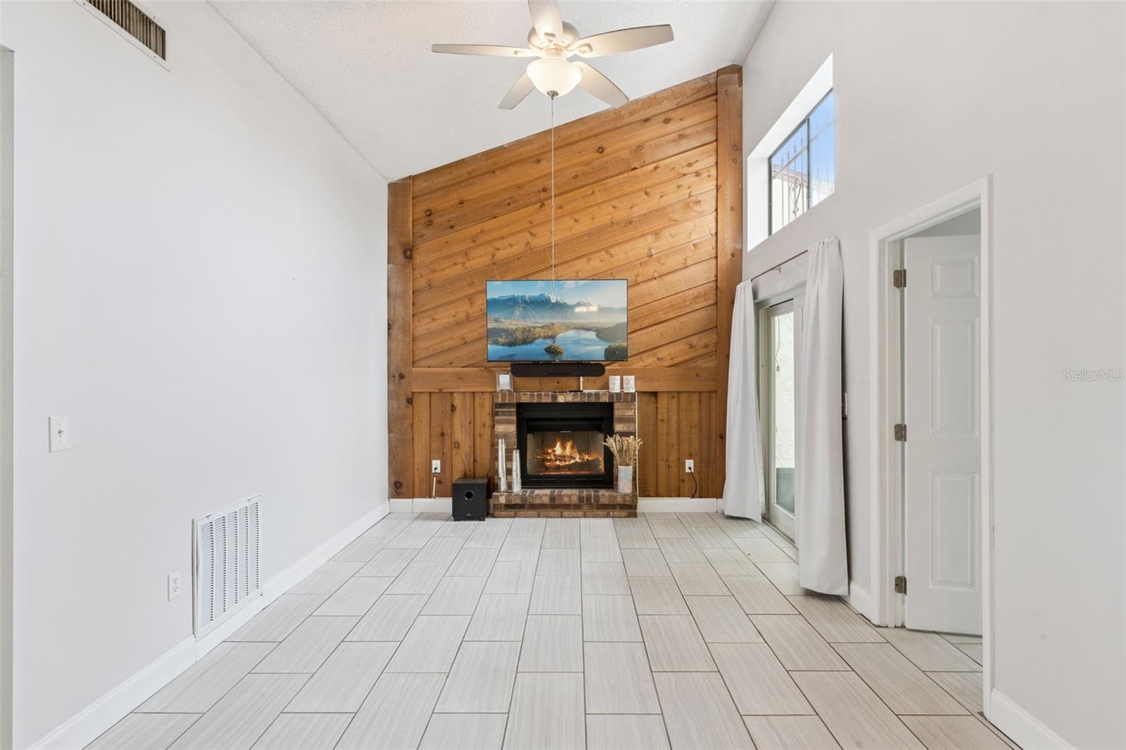 2026 KINGS XING SW, WINTER HAVEN, FL, 33880