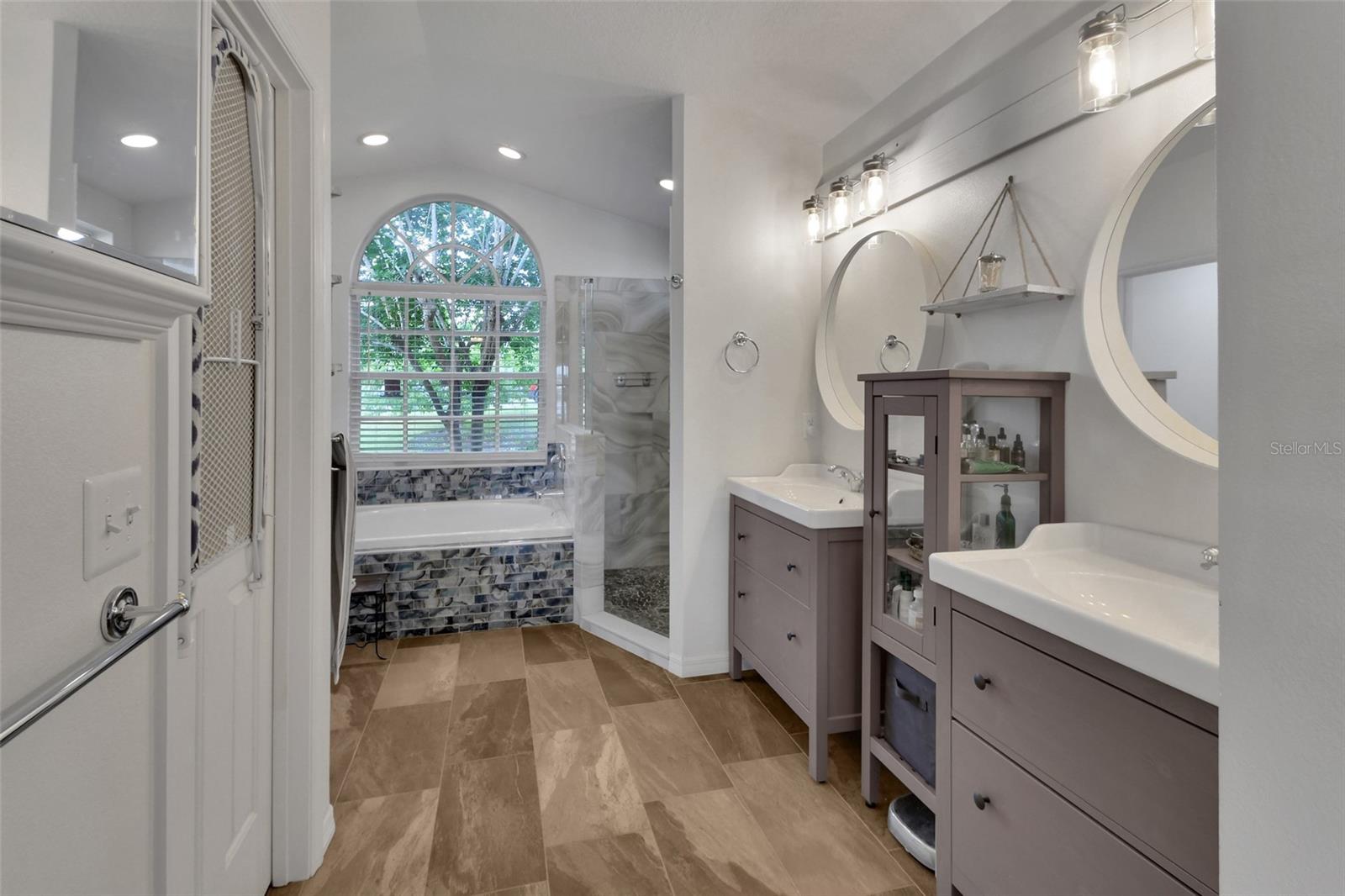 2446 ALTON RD, DELTONA, FL, 32738