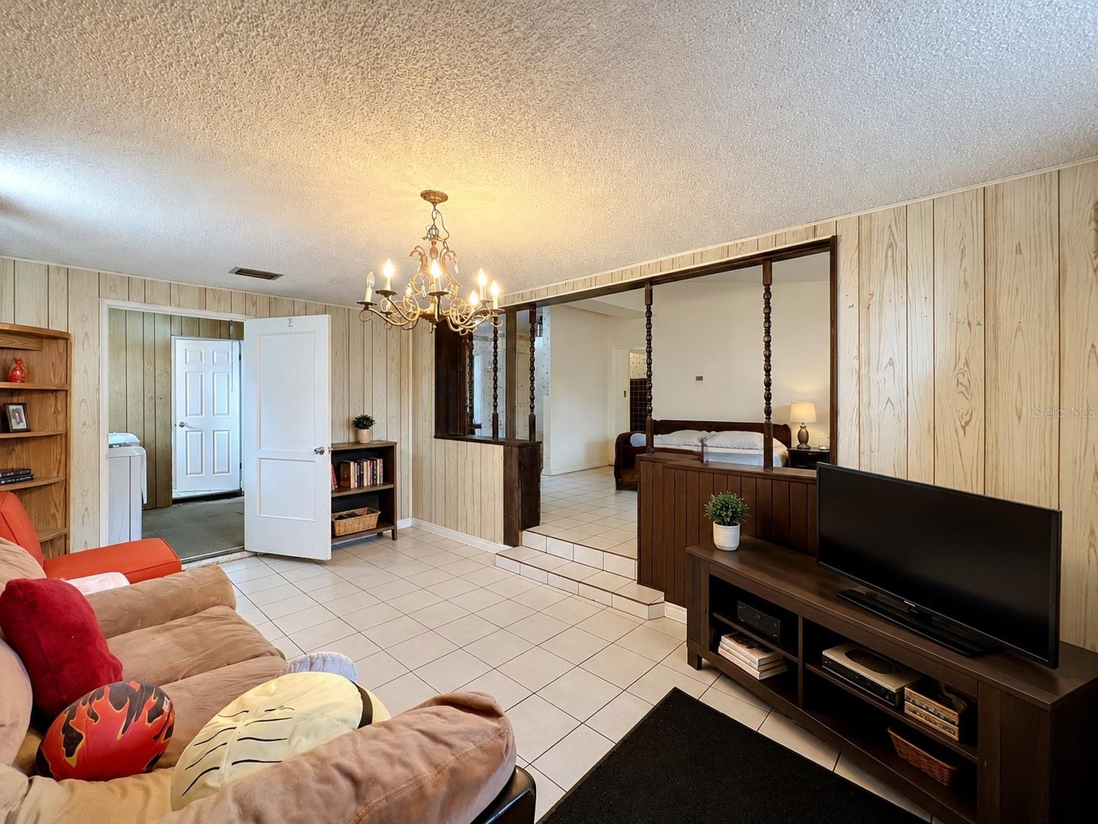 4001 BRINELL AVE, ORLANDO, FL, 32808