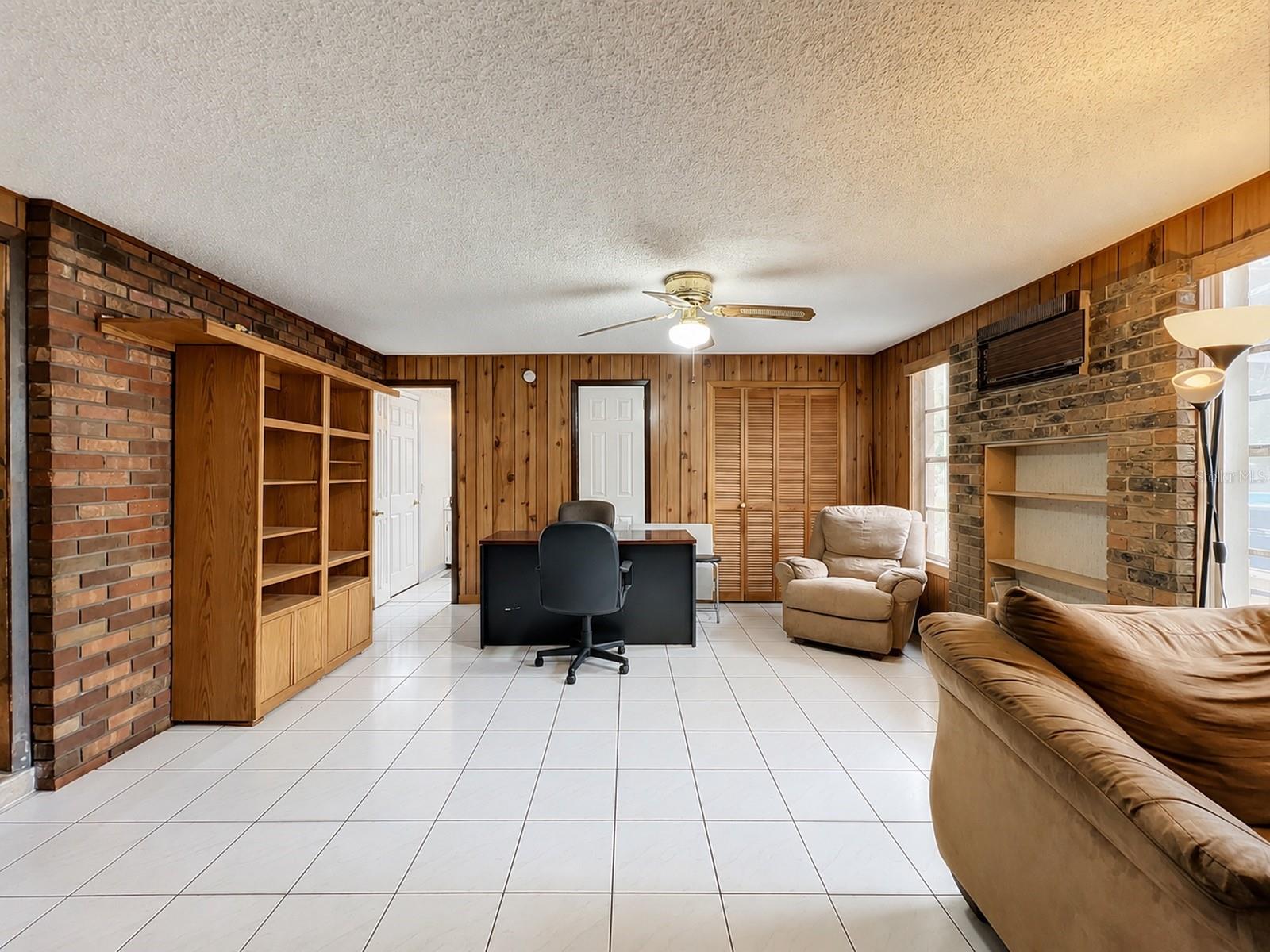 4001 BRINELL AVE, ORLANDO, FL, 32808