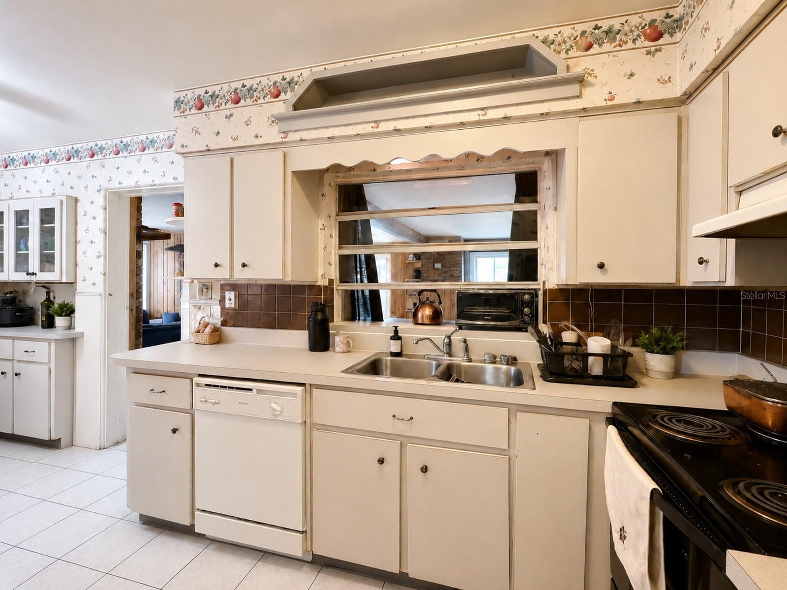 4001 BRINELL AVE, ORLANDO, FL, 32808