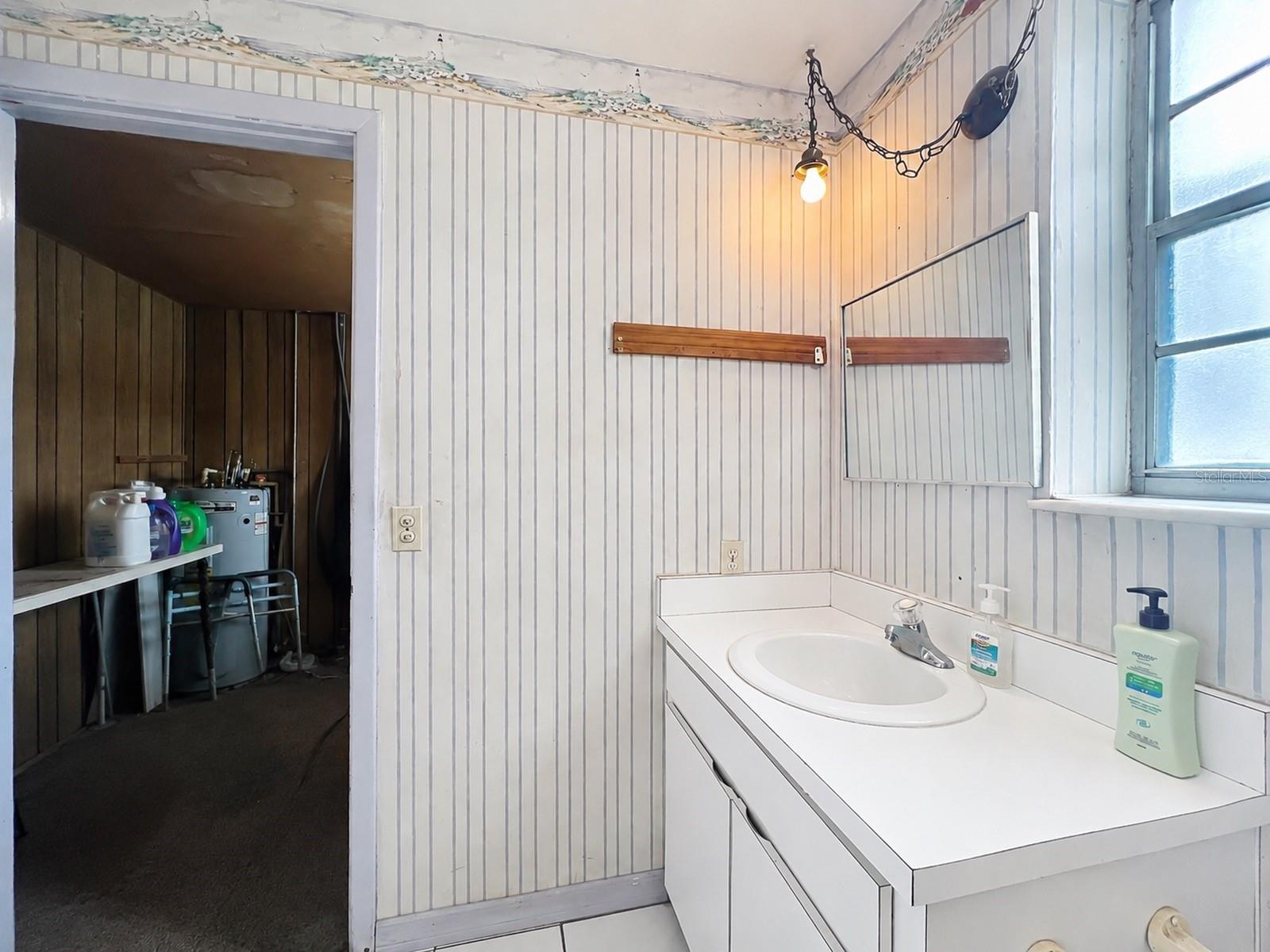 4001 BRINELL AVE, ORLANDO, FL, 32808