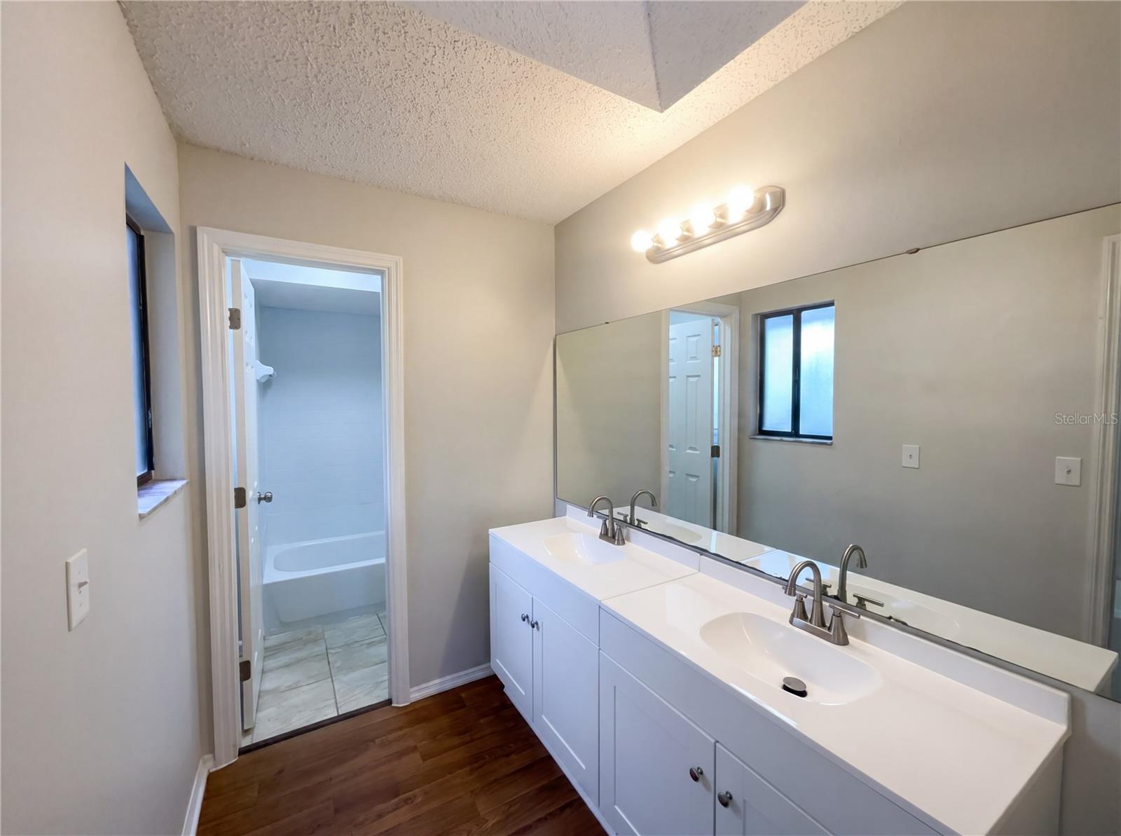 147 CORALWOOD CIR, KISSIMMEE, FL, 34743