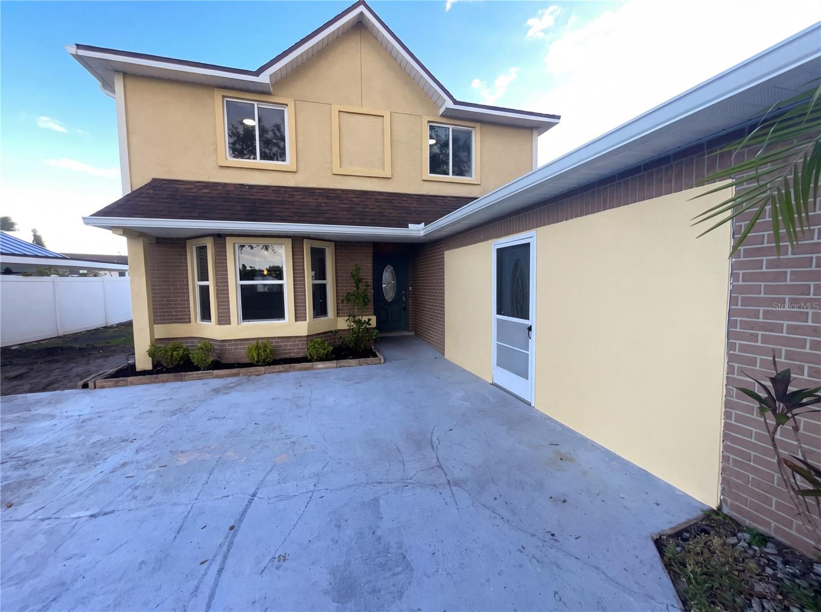 147 CORALWOOD CIR, KISSIMMEE, FL, 34743
