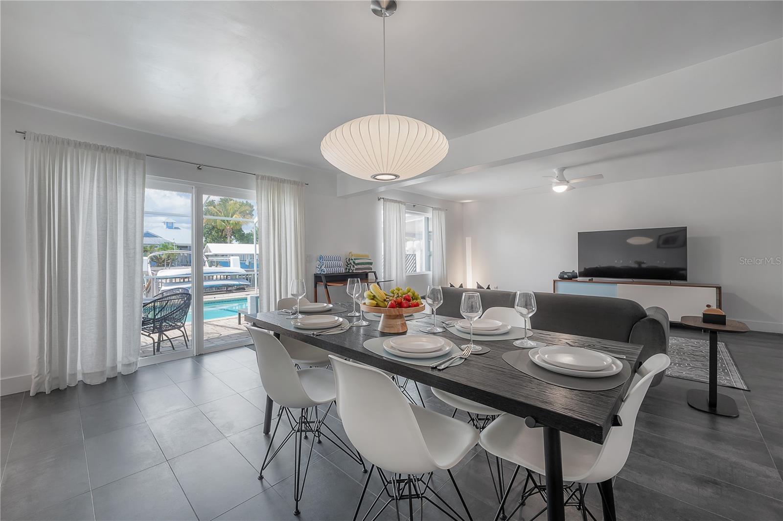 8757 BAY POINTE DR, TAMPA, FL, 33615