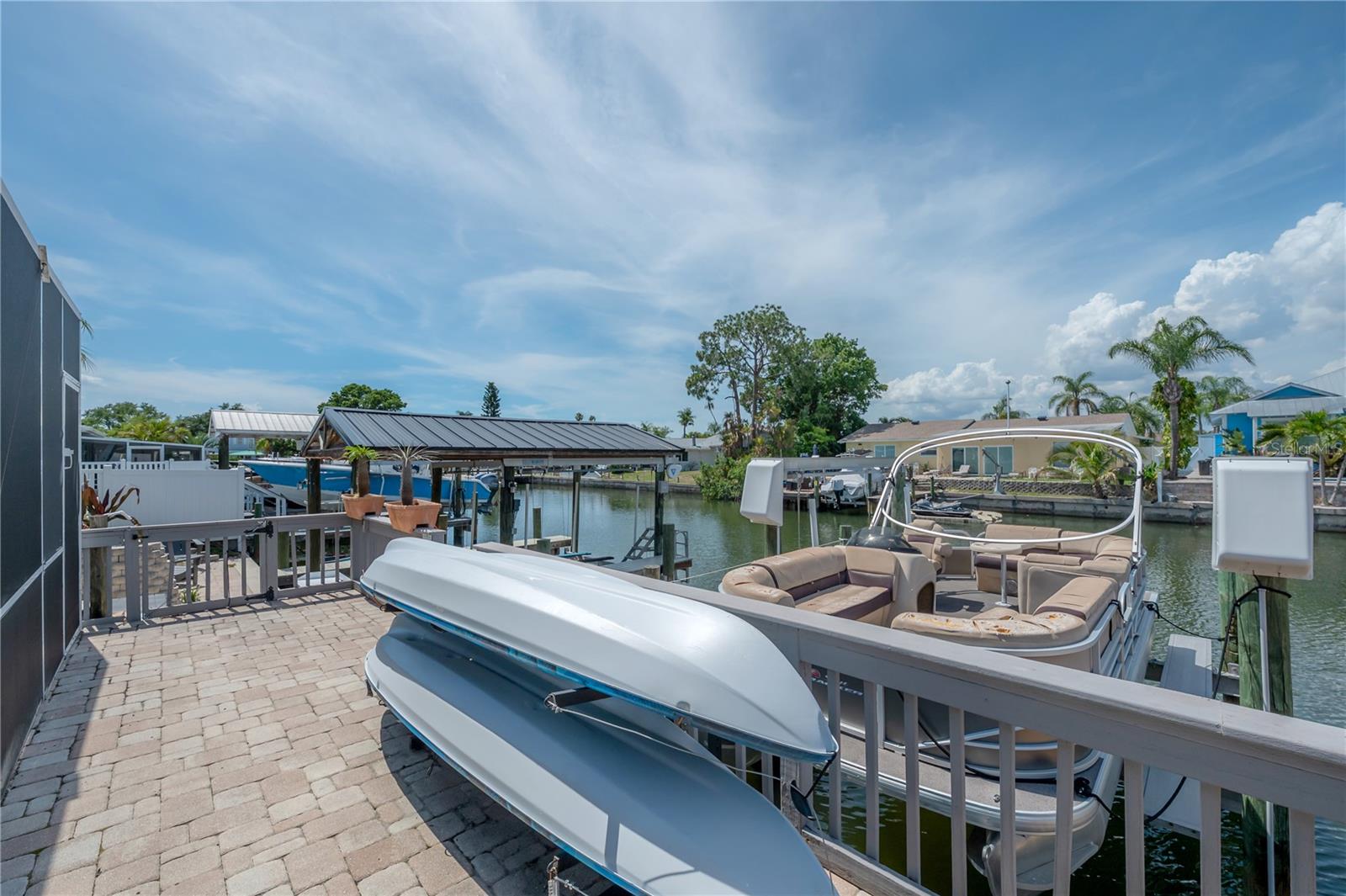 8757 BAY POINTE DR, TAMPA, FL, 33615