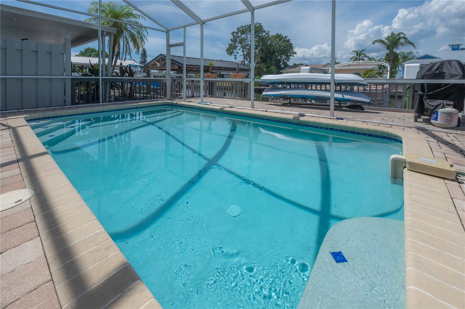 8757 BAY POINTE DR, TAMPA, FL, 33615