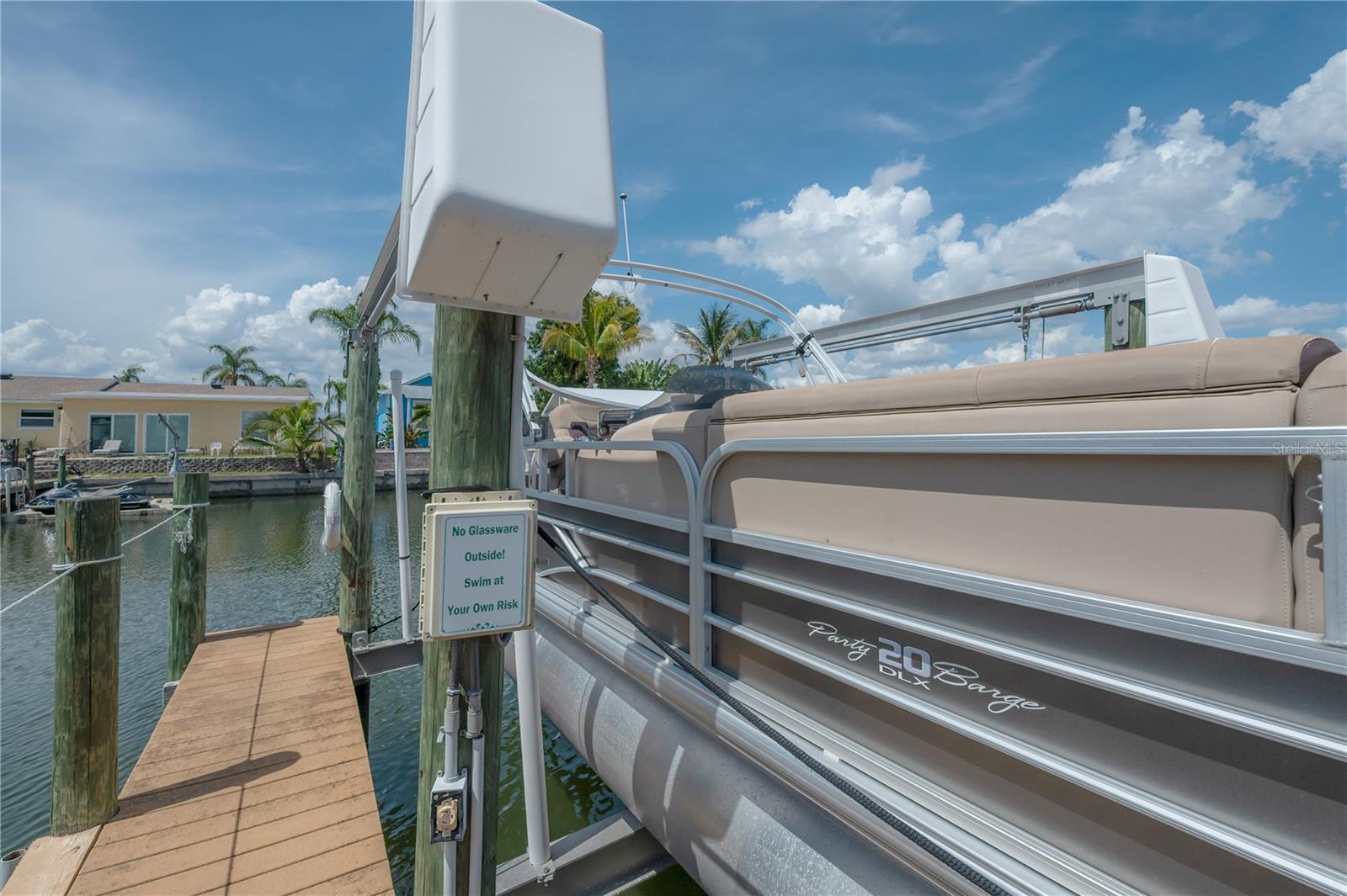 8757 BAY POINTE DR, TAMPA, FL, 33615