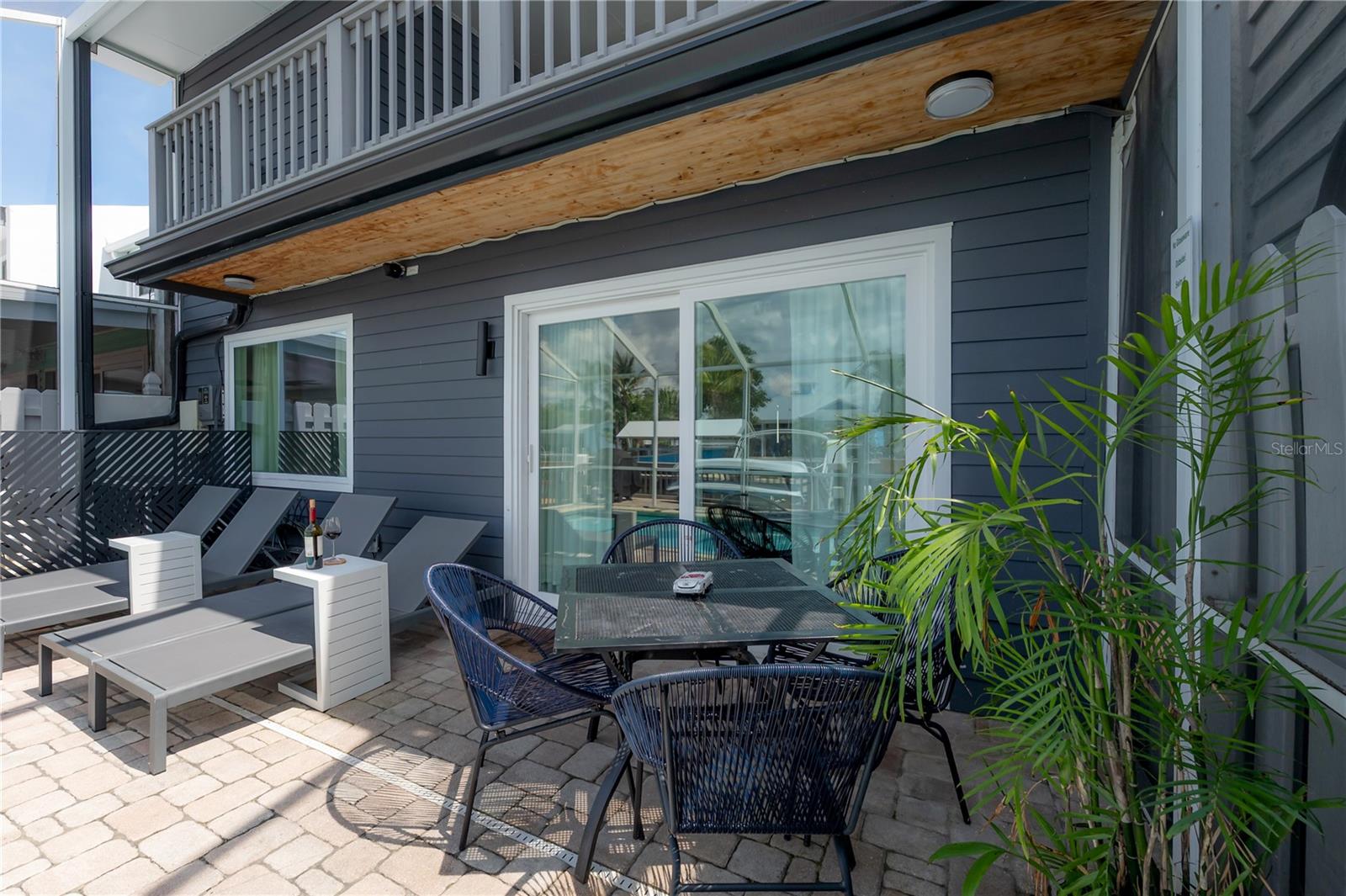 8757 BAY POINTE DR, TAMPA, FL, 33615