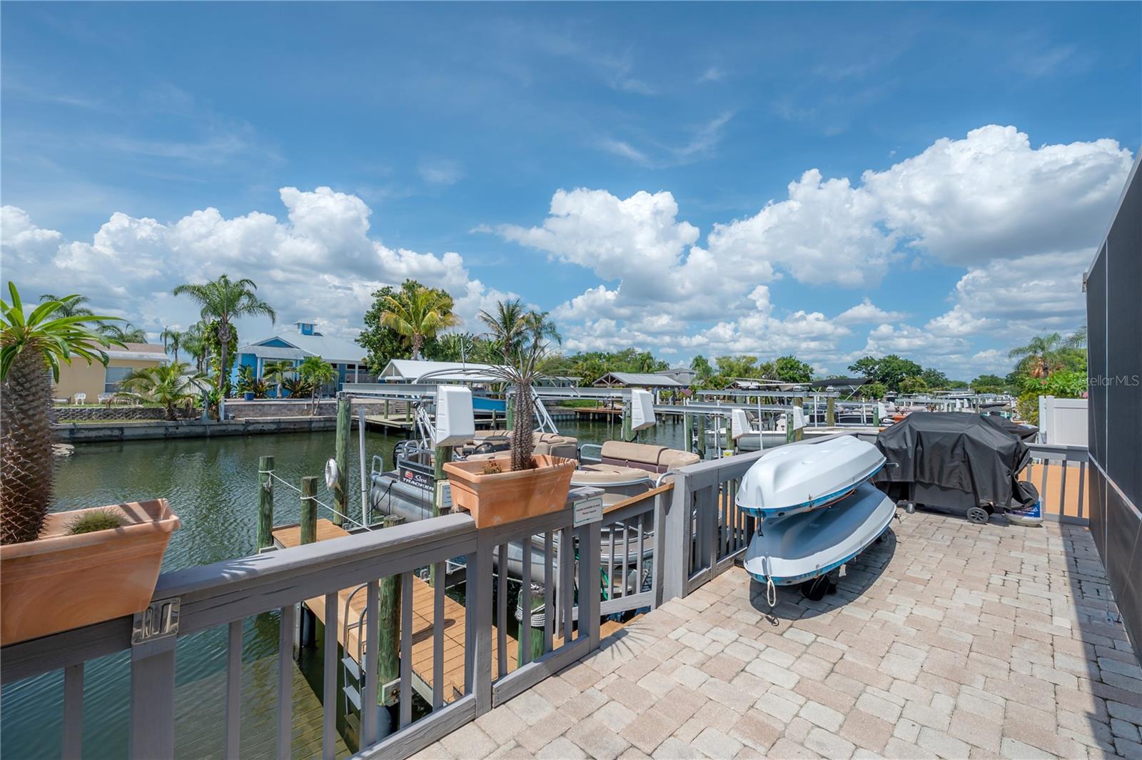 8757 BAY POINTE DR, TAMPA, FL, 33615