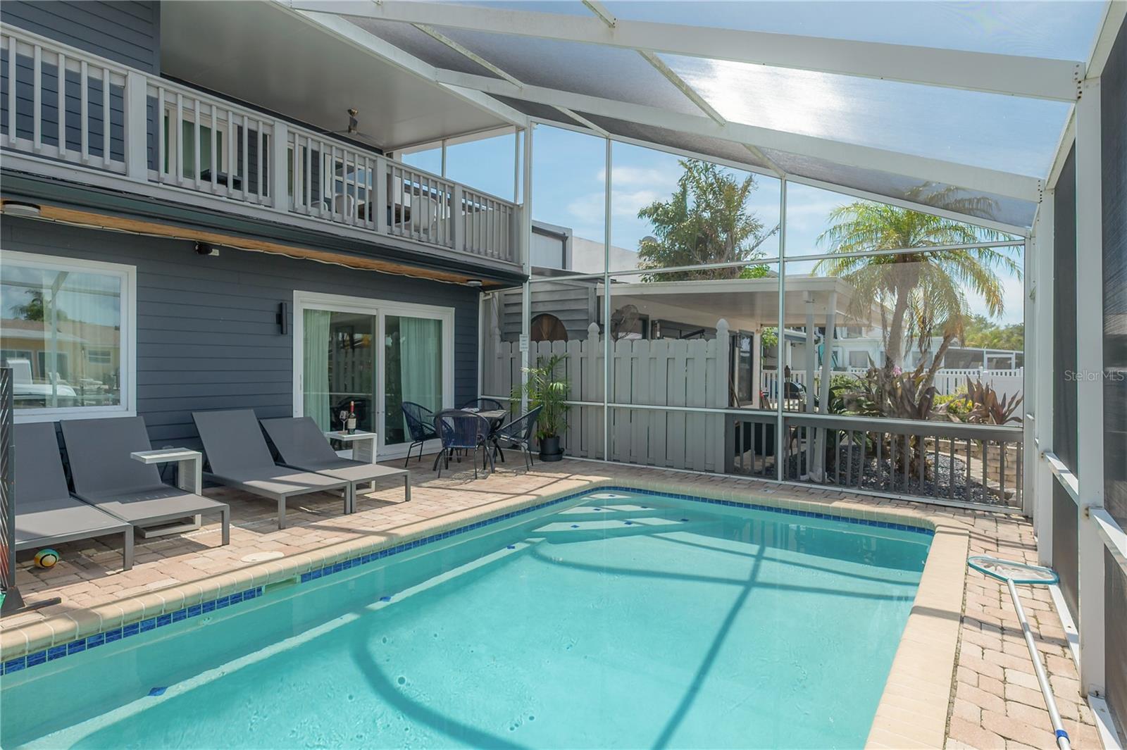 8757 BAY POINTE DR, TAMPA, FL, 33615