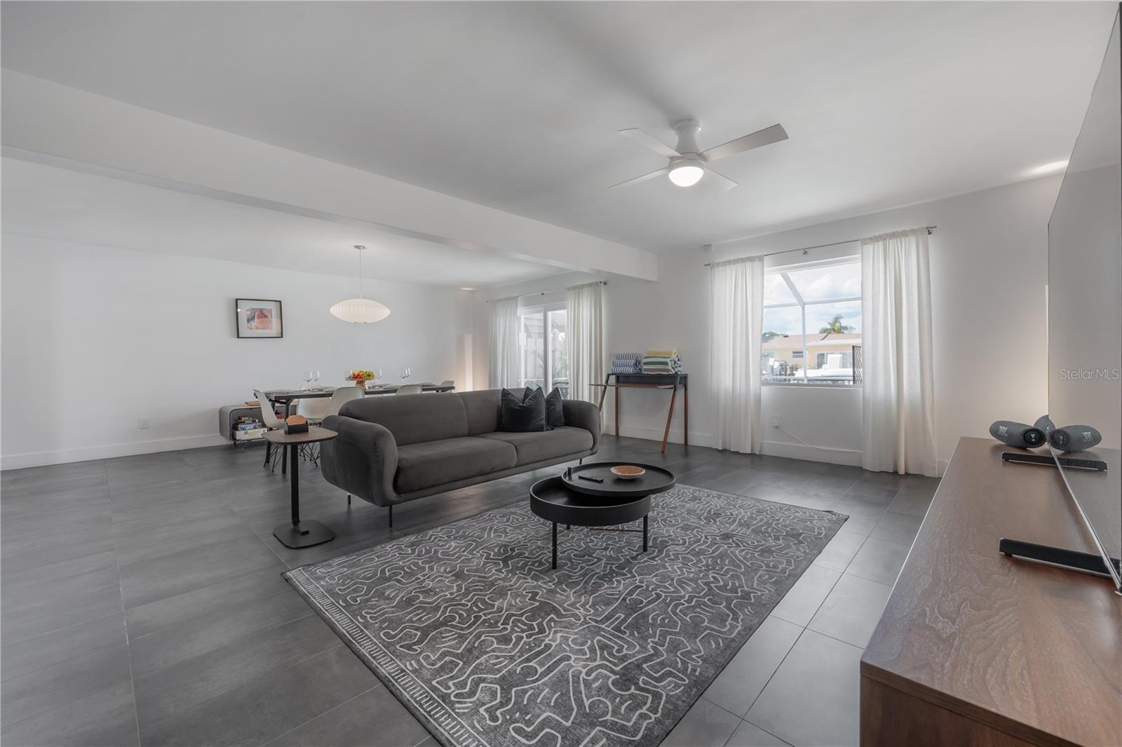 8757 BAY POINTE DR, TAMPA, FL, 33615