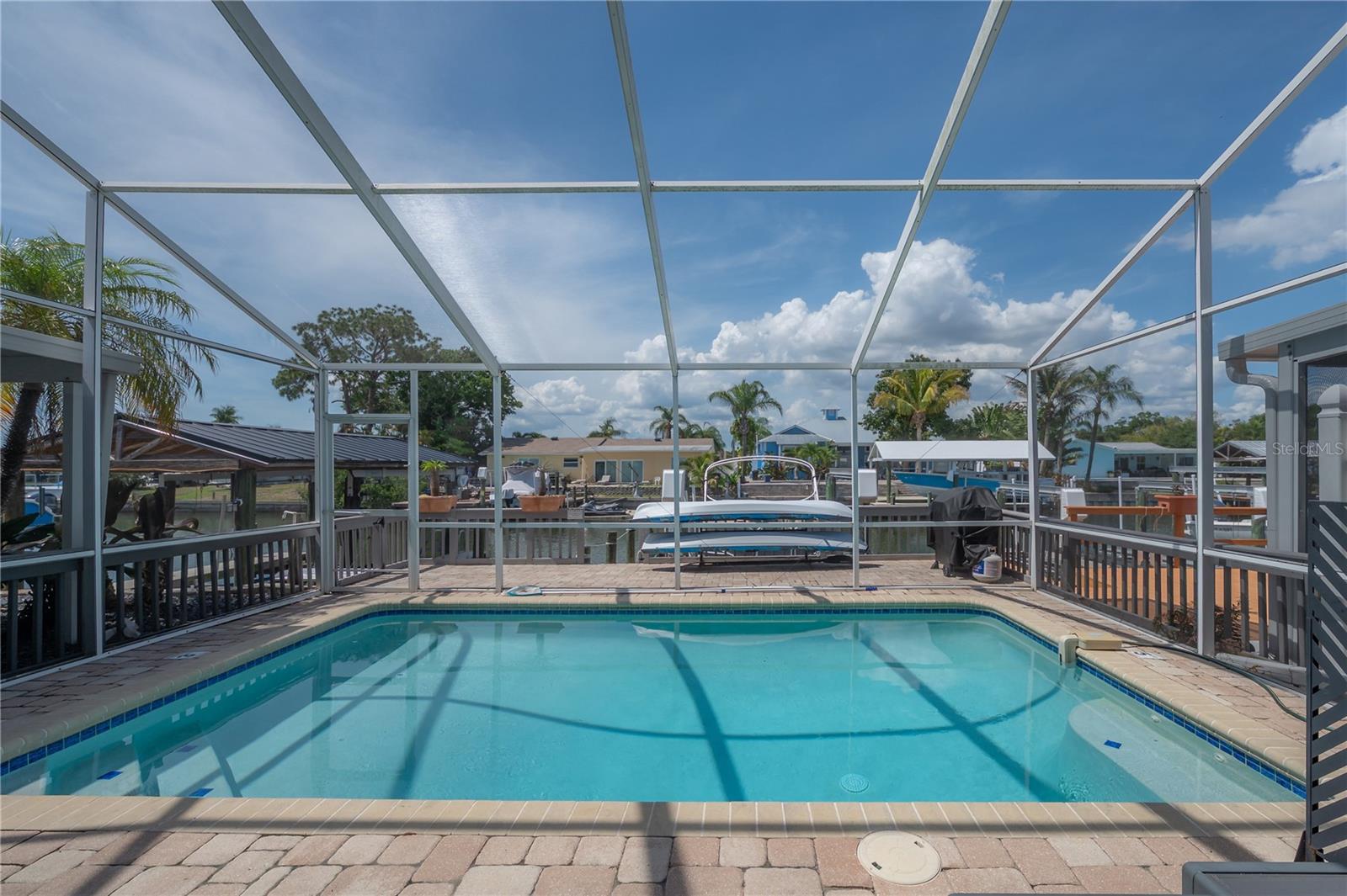 8757 BAY POINTE DR, TAMPA, FL, 33615