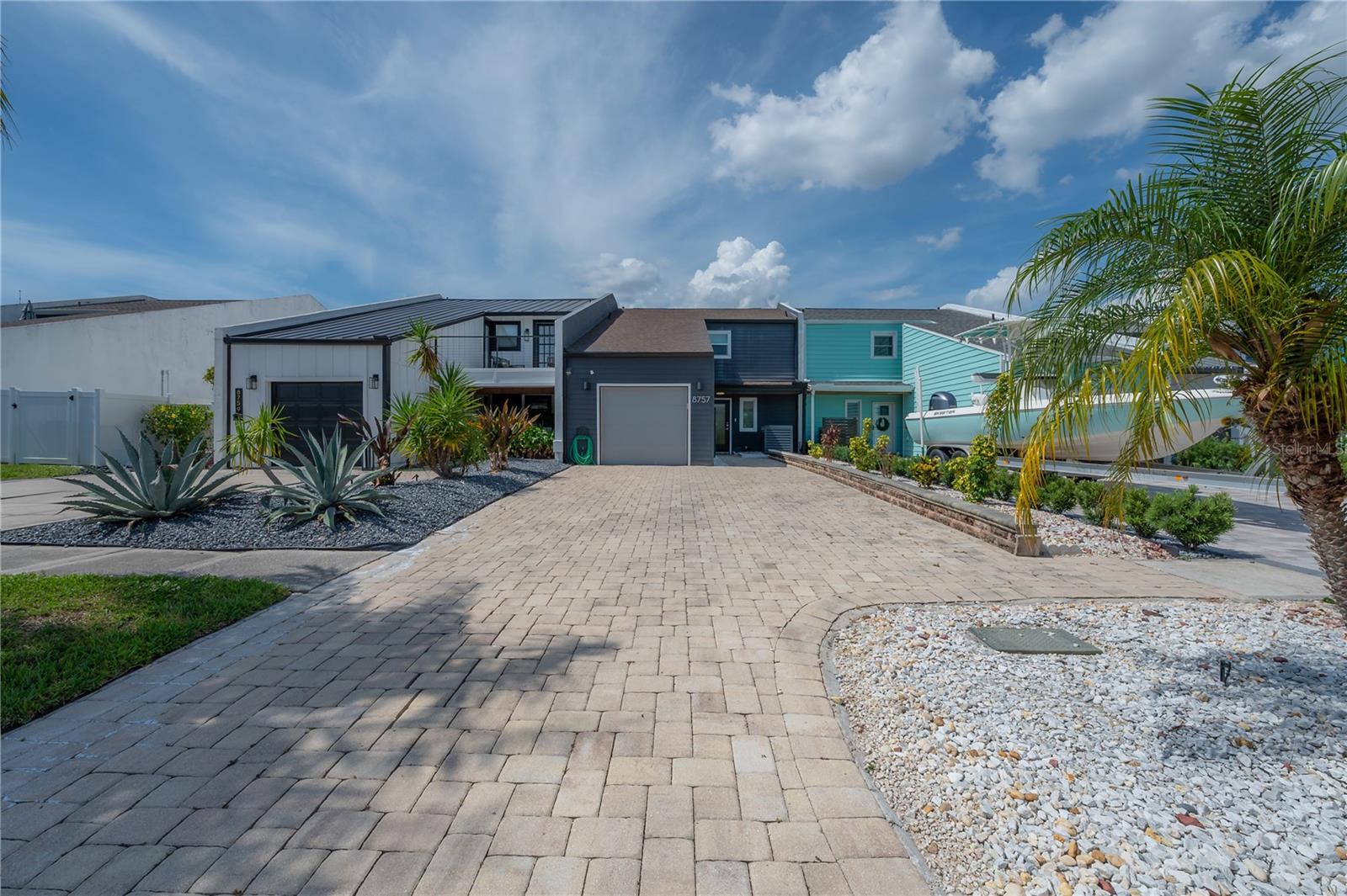 8757 BAY POINTE DR, TAMPA, FL, 33615
