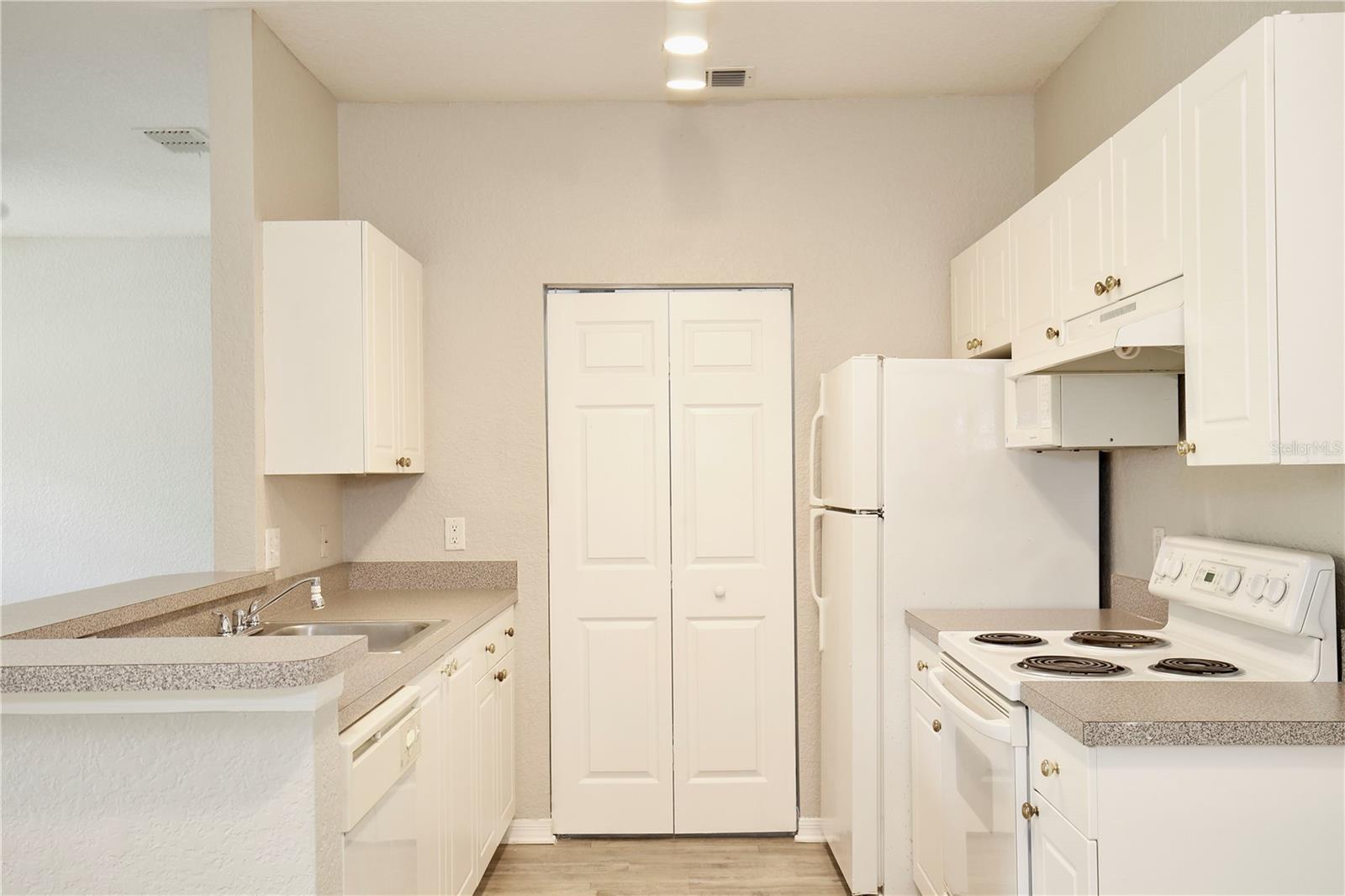 822 GRAND REGENCY PT #103, ALTAMONTE SPRINGS, FL, 32714