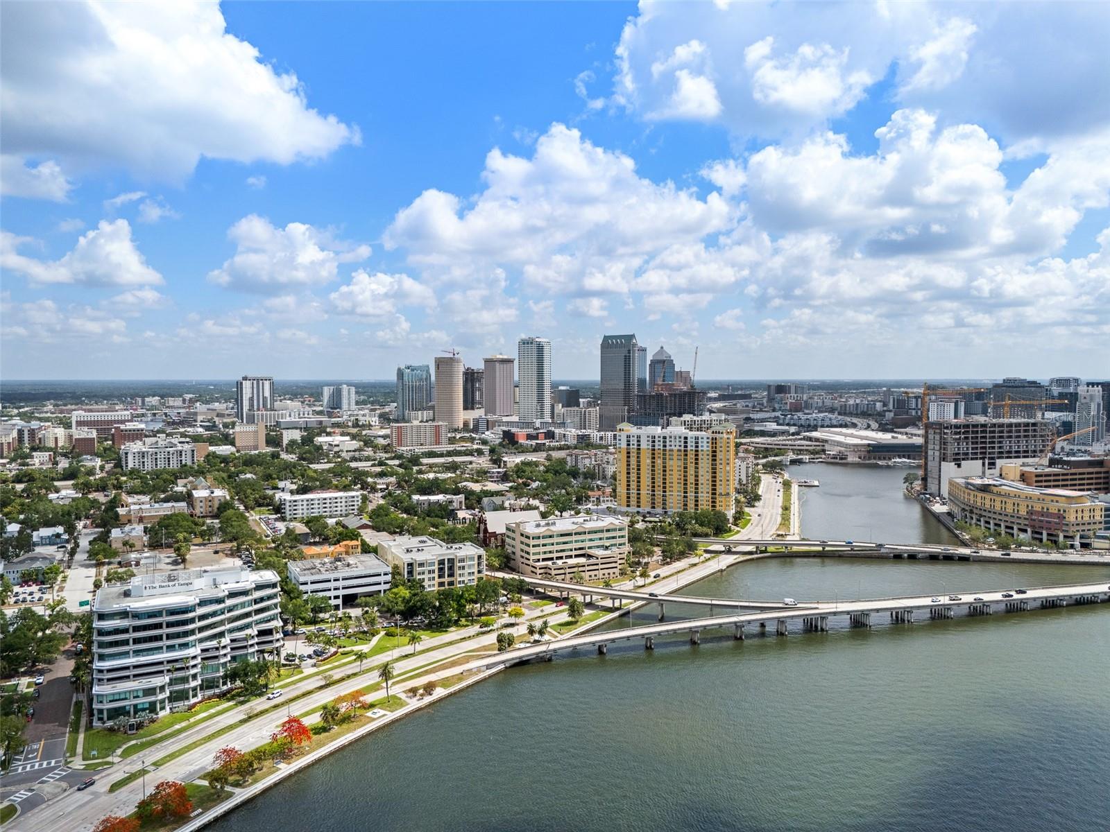 509 W BAY ST #305, TAMPA, FL, 33606