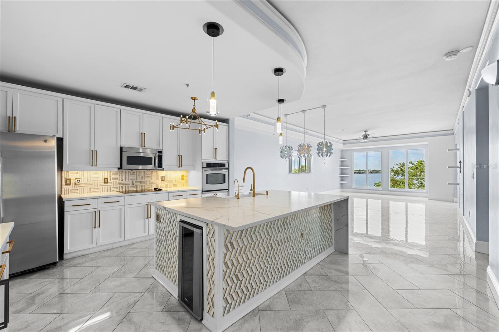 509 W BAY ST #305, TAMPA, FL, 33606