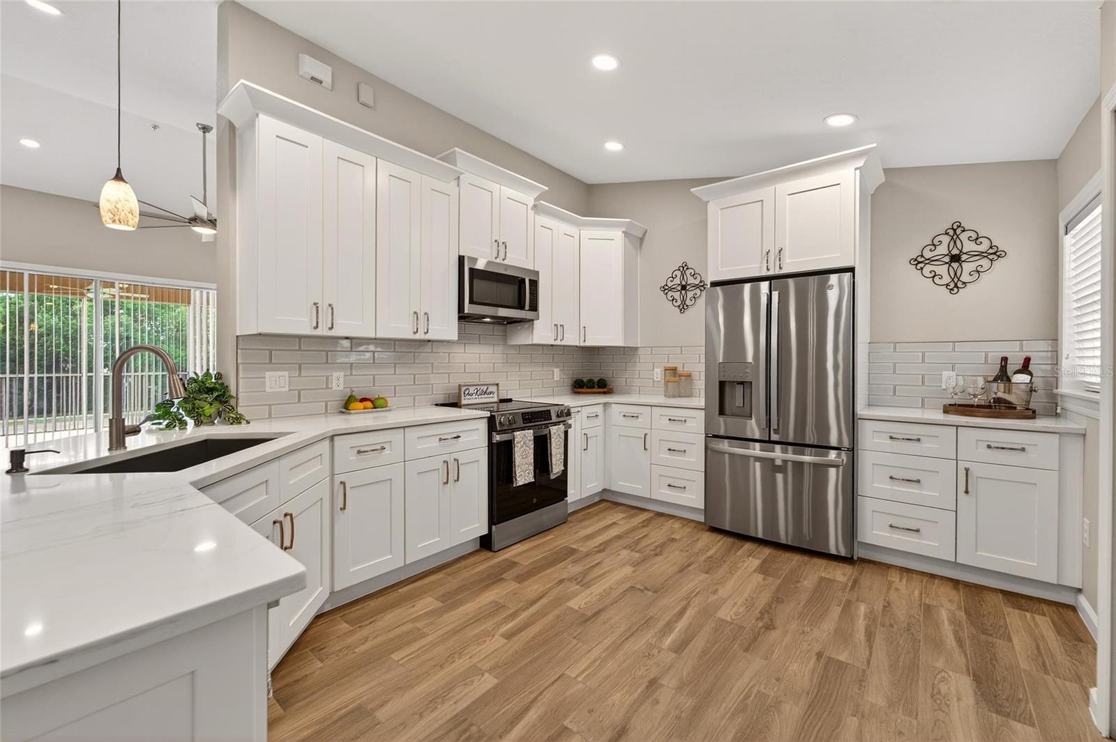 2028 KINGS PALACE DR #2028, RIVERVIEW, FL, 33578
