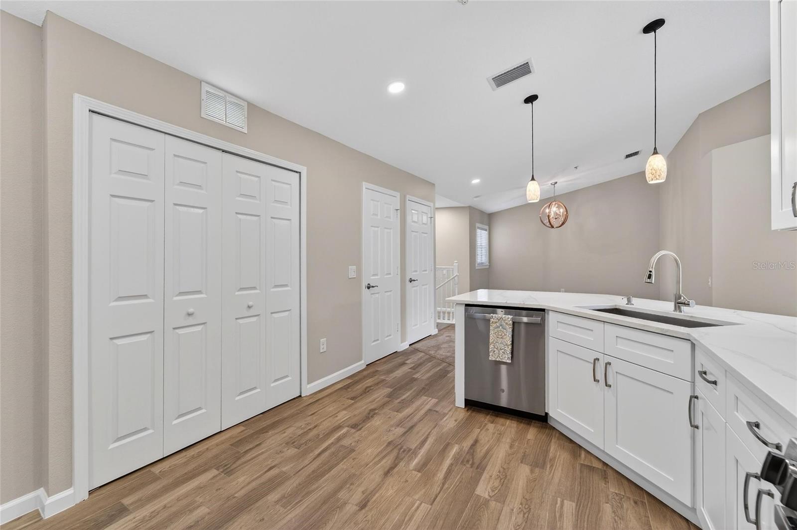 2028 KINGS PALACE DR #2028, RIVERVIEW, FL, 33578