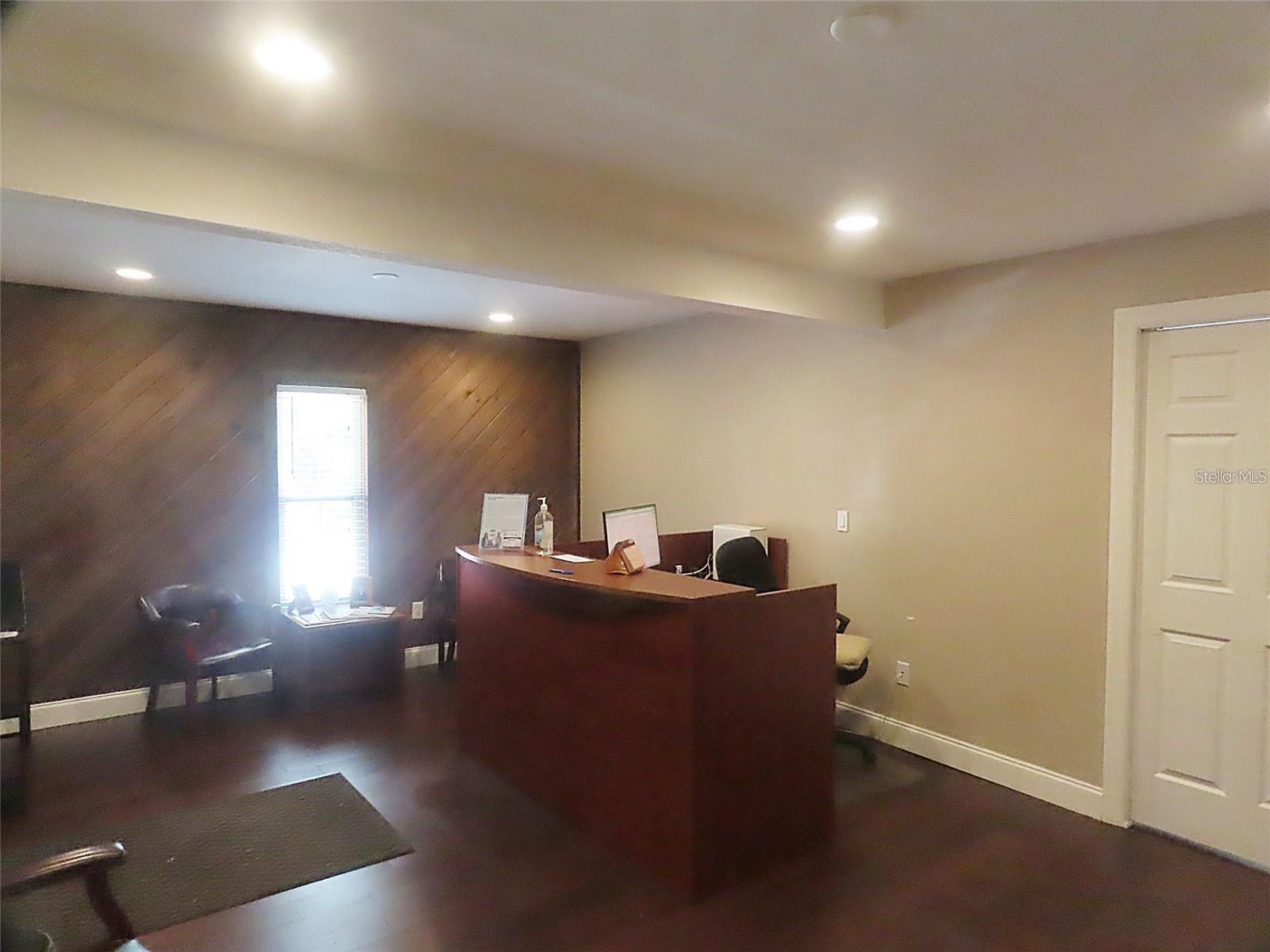 657 MAITLAND AVE, ALTAMONTE SPRINGS, FL, 32701