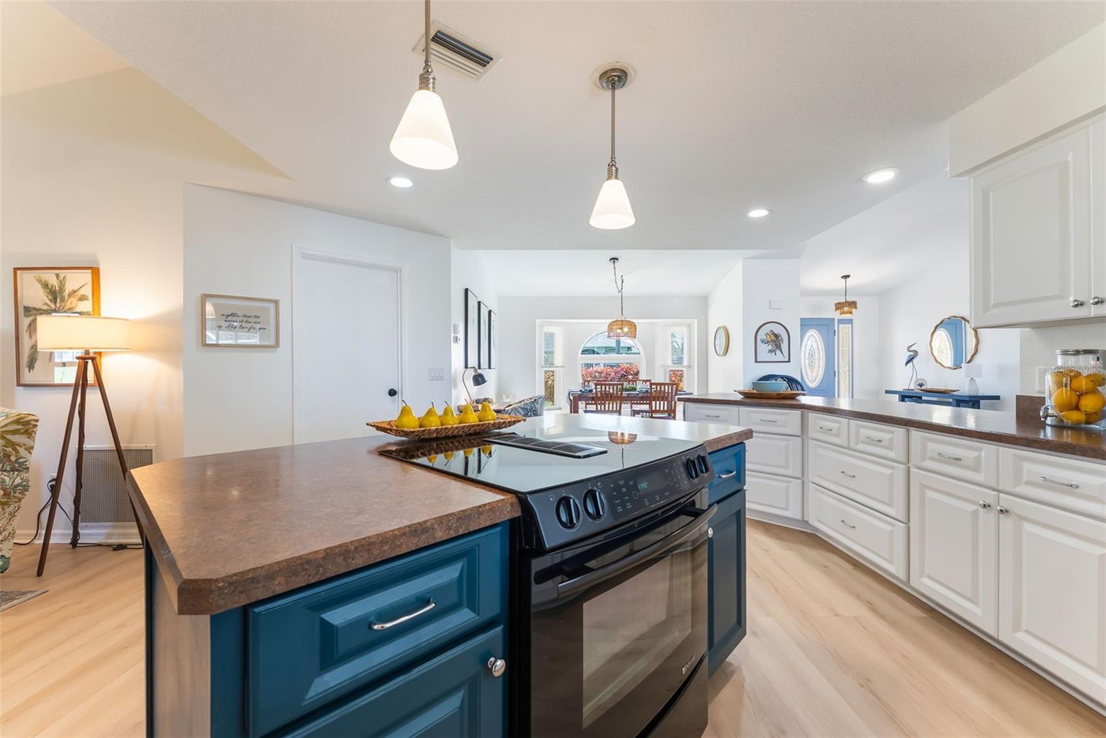 176 MARK TWAIN LN, ROTONDA WEST, FL, 33947