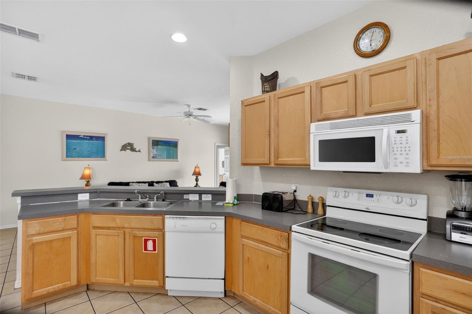 16801 LAZY BREEZE LOOP, CLERMONT, FL, 34714